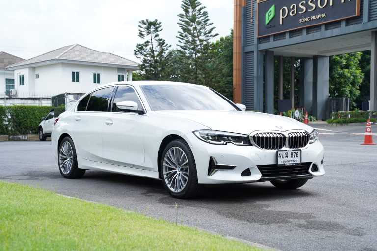2023 BMW 320Li 2.0 G28 (ปี 21-26) Luxury Sedan