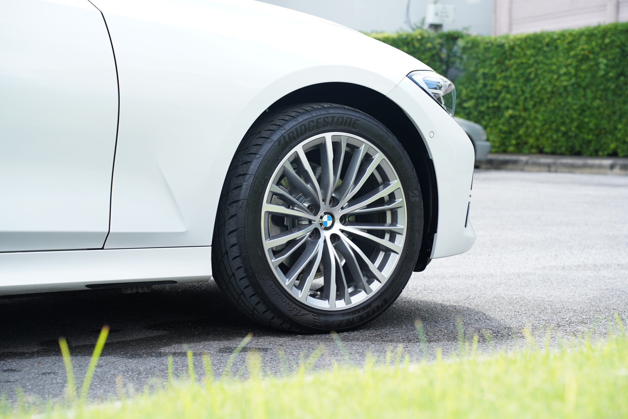 2023 BMW 320Li 2.0 G28 (ปี 21-26) Luxury Sedan - Image 10