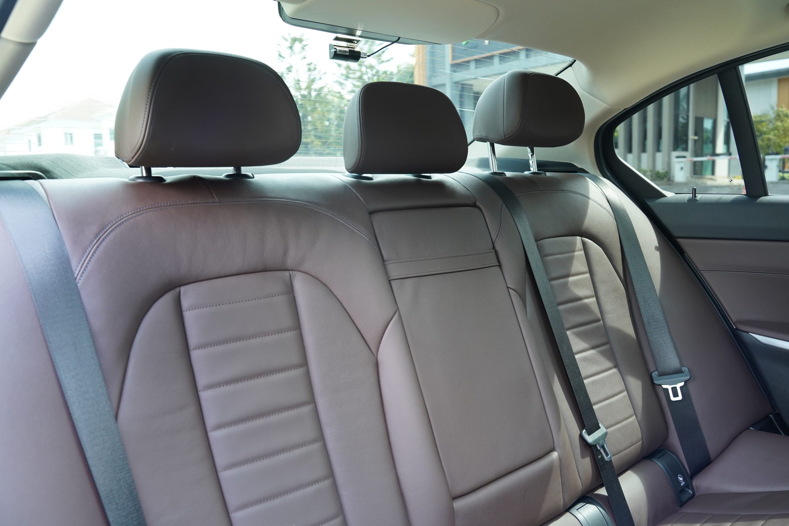 2023 BMW 320Li 2.0 G28 (ปี 21-26) Luxury Sedan - Image 16