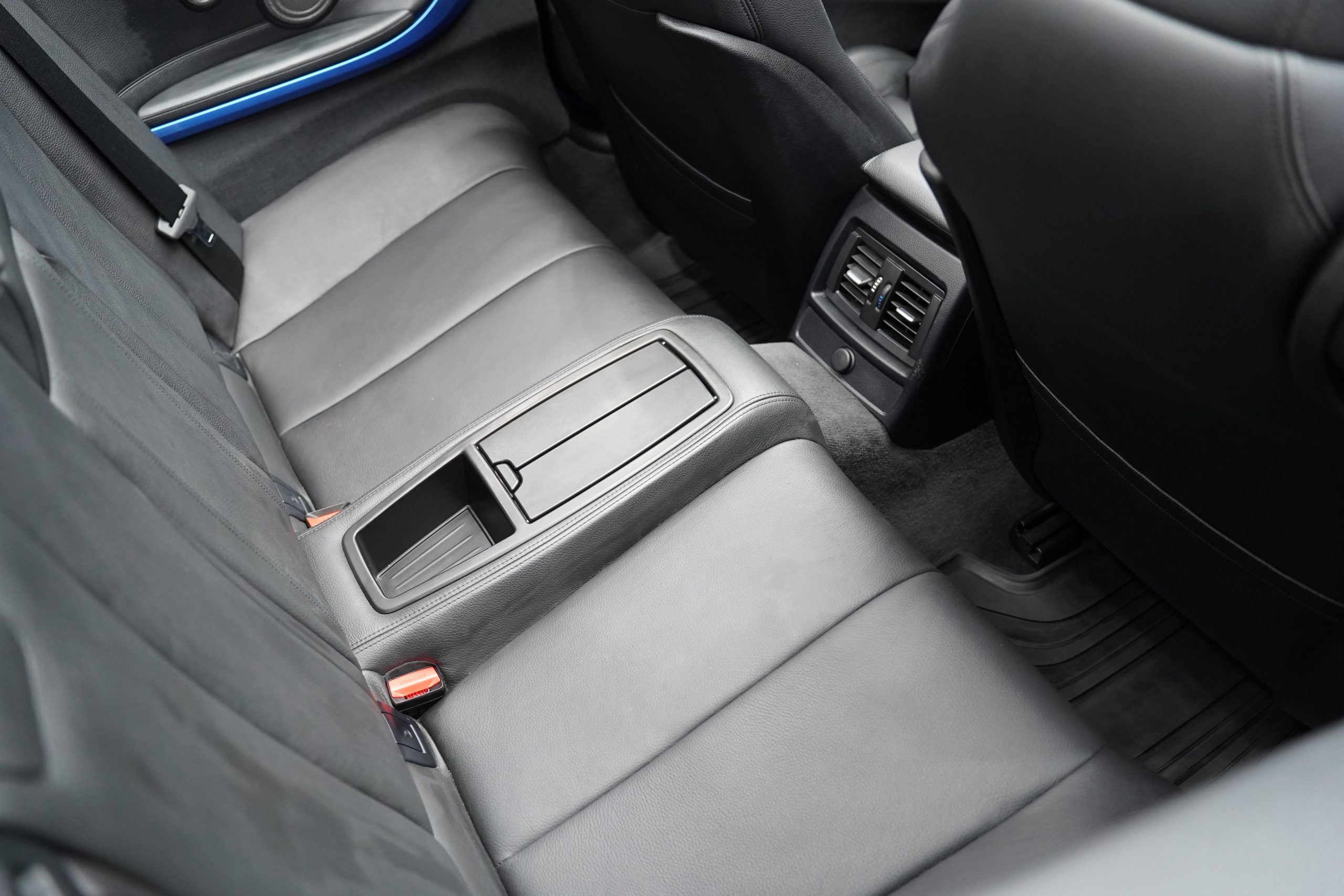 2017 BMW 420d 2.0 F33 (ปี 13-17) M Sport Convertible - Image 18