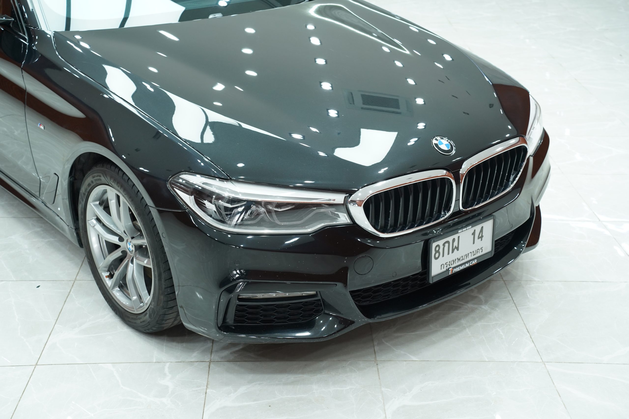 2019 BMW 520d 2.0 G30 (ปี 17-22) M Sport Sedan - Image 3