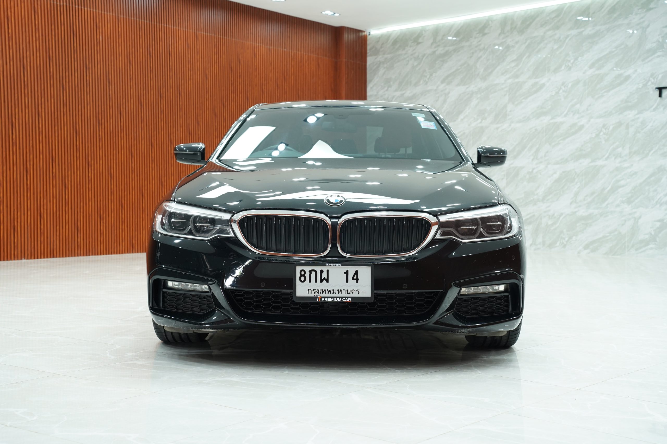 2019 BMW 520d 2.0 G30 (ปี 17-22) M Sport Sedan - Image 4