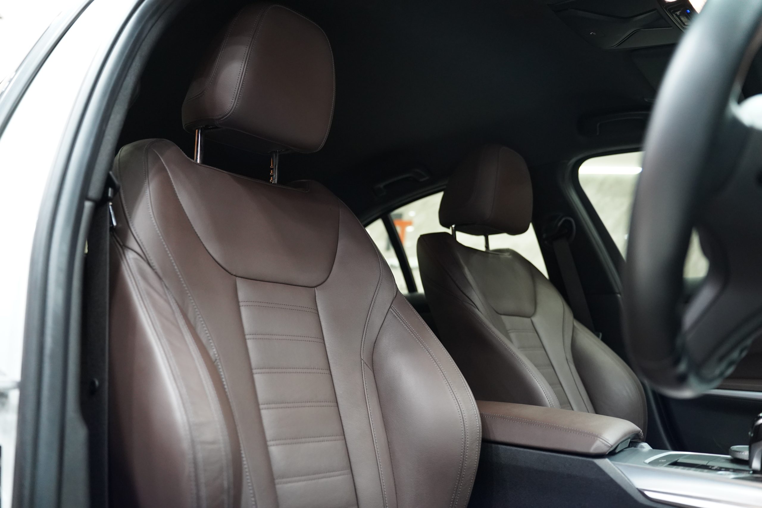 2020 BMW 320d 2.0 G20 (ปี 19-26) M Sport Sedan - Image 12