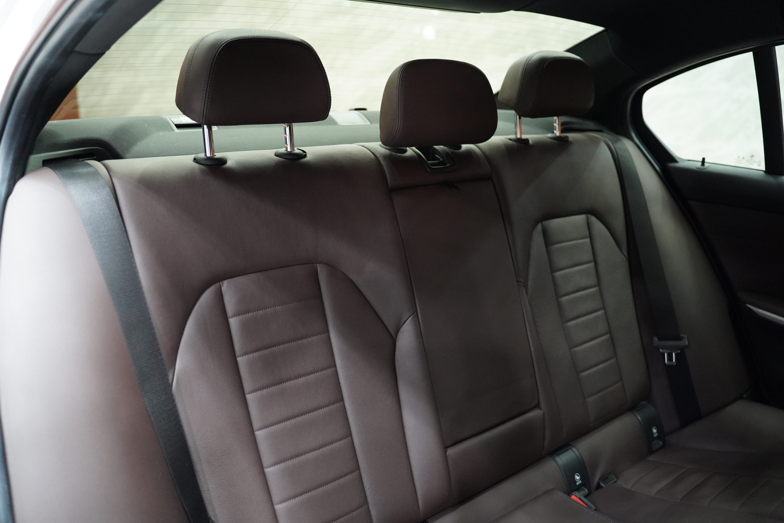 2020 BMW 320d 2.0 G20 (ปี 19-26) M Sport Sedan - Image 19