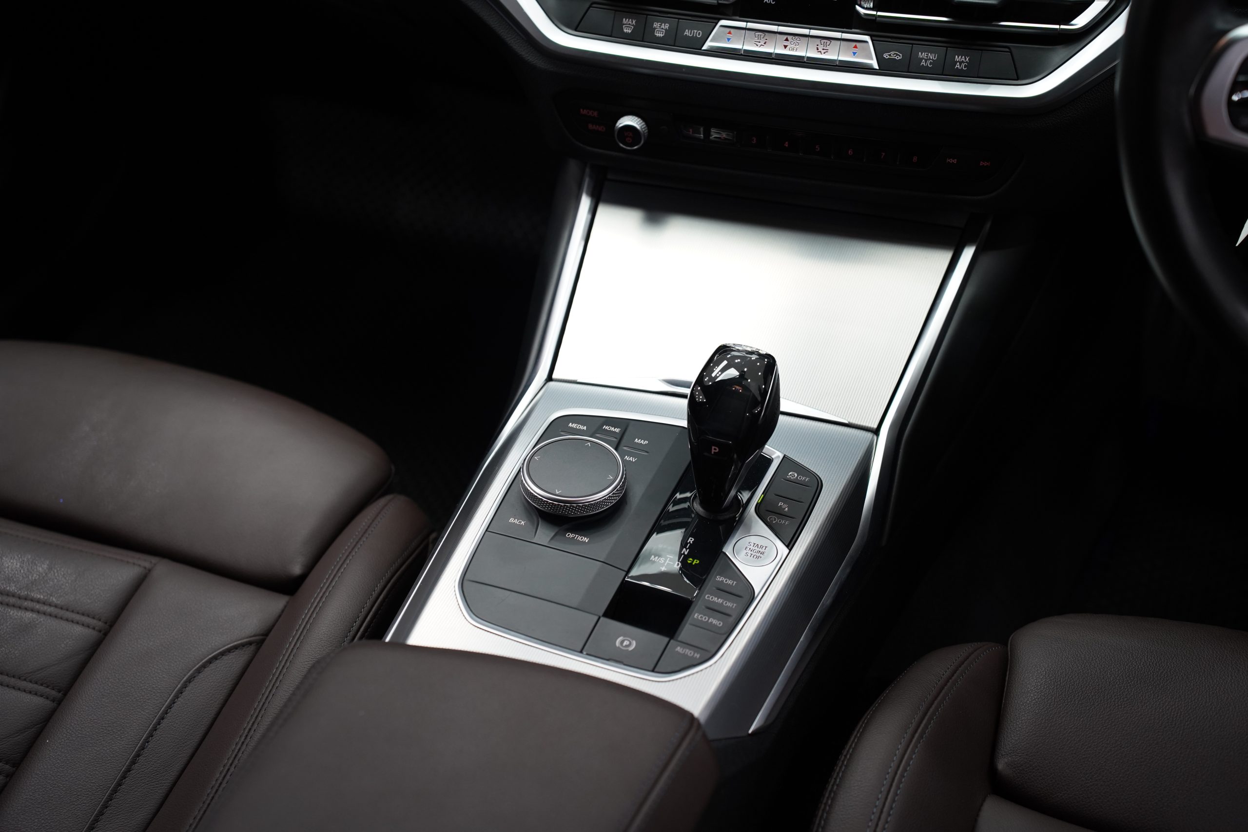 2020 BMW 320d 2.0 G20 (ปี 19-26) M Sport Sedan - Image 22