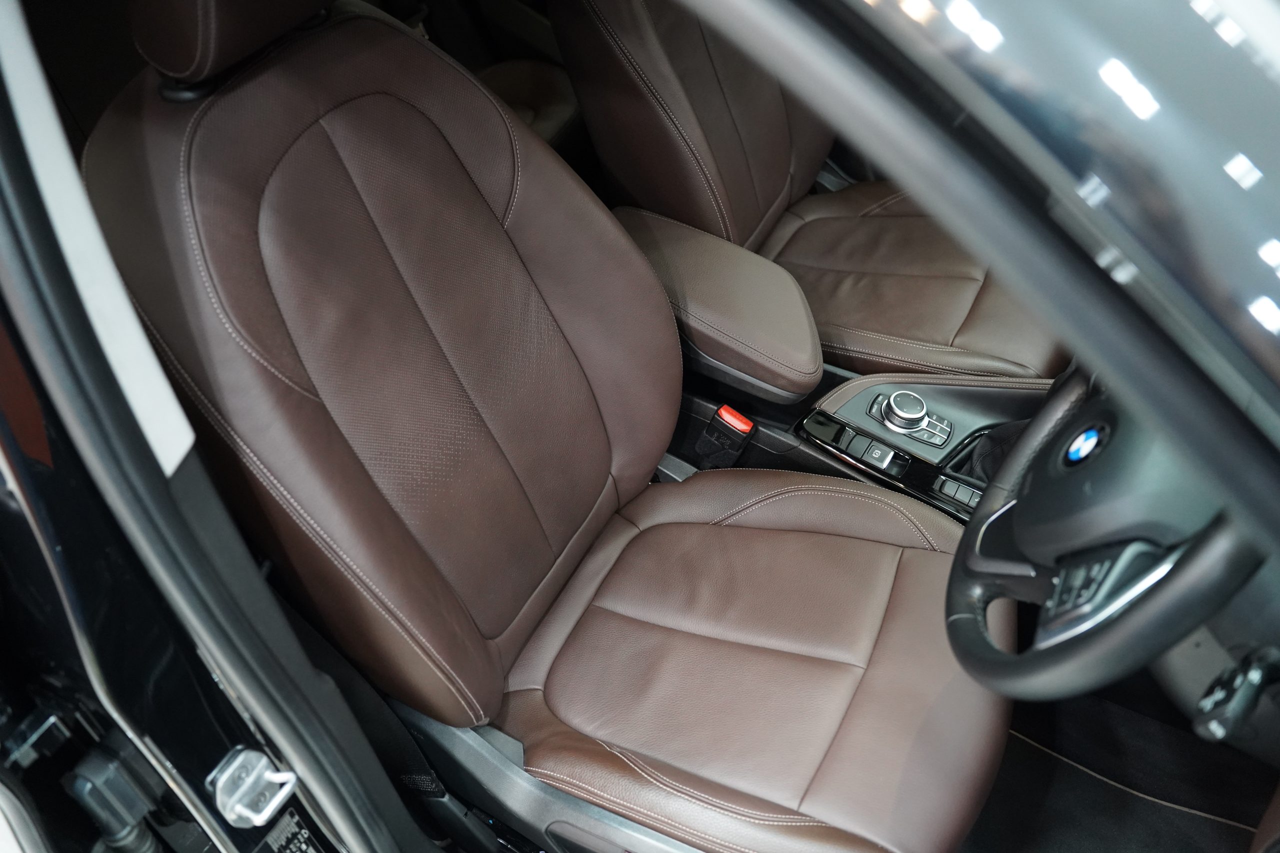 2022 BMW X1 2.0 F48 (ปี 16-20) sDrive20d xLine SUV - Image 11