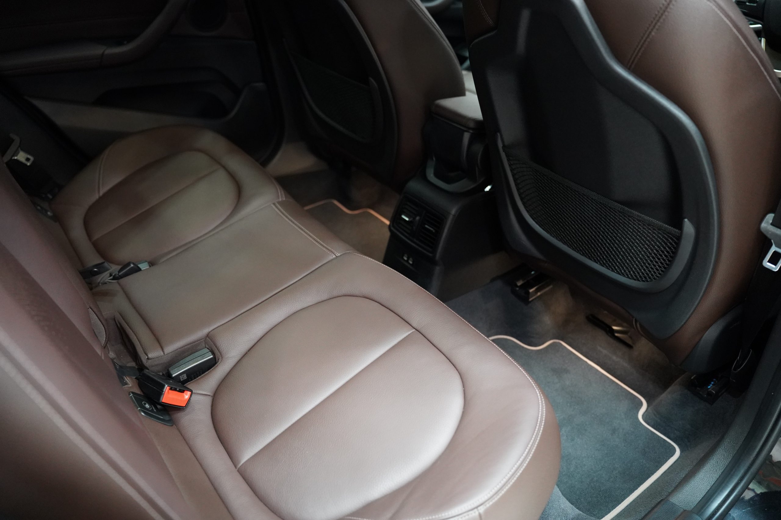 2022 BMW X1 2.0 F48 (ปี 16-20) sDrive20d xLine SUV - Image 17