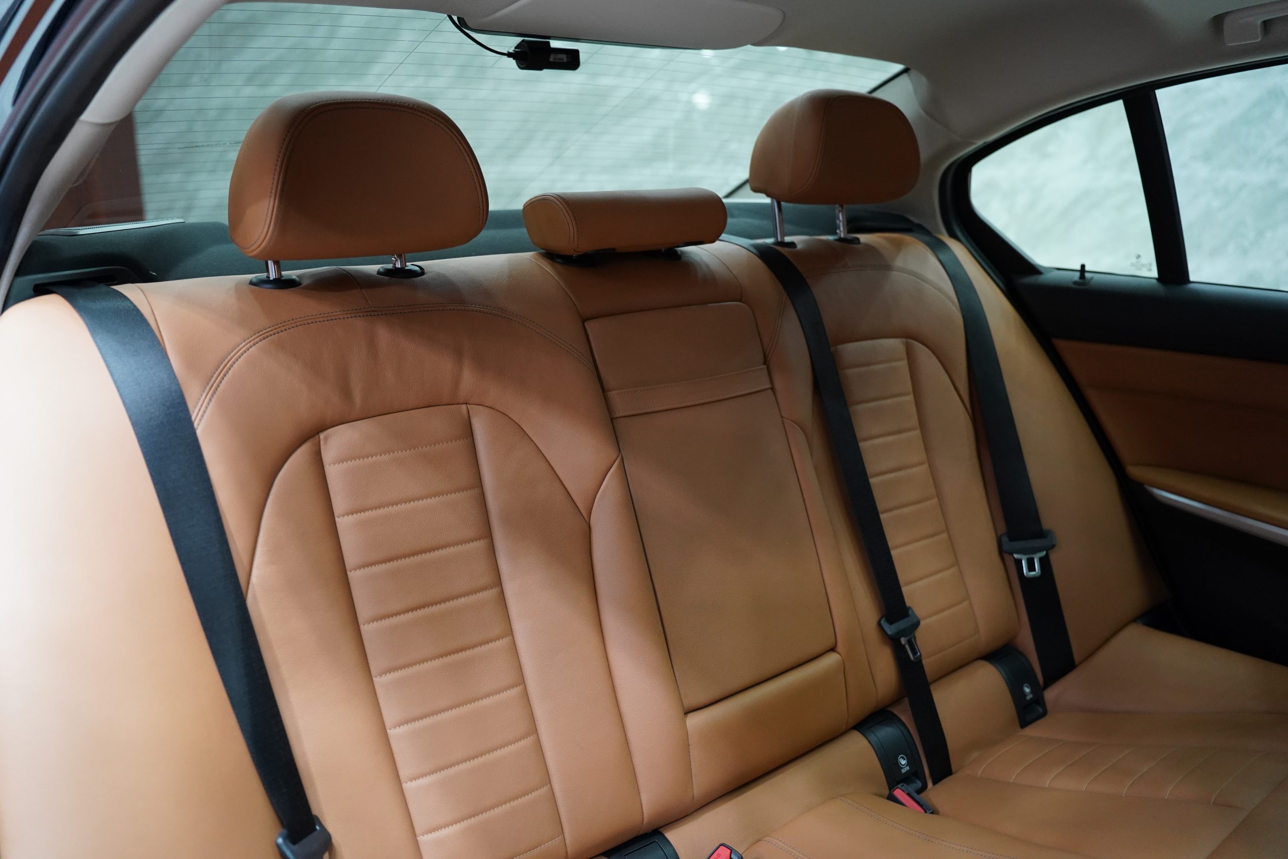 2024 BMW 330Li 2.0 G28 (ปี 21-26) M Sport Sedan - Image 21