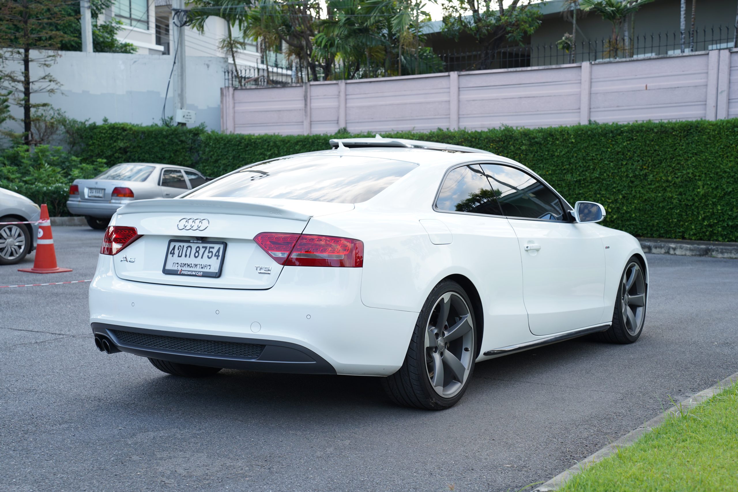 2012 Audi A5 2.0 (ปี 07-16) Quattro 4WD Coupe - Image 9