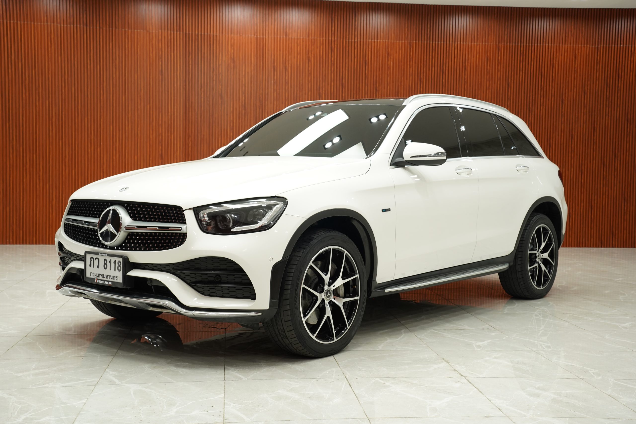 2022 Mercedes-Benz GLC300 2.0 W253 (ปี 15-22) e 4MATIC AMG Dynamic 4WD SUV - Image 4