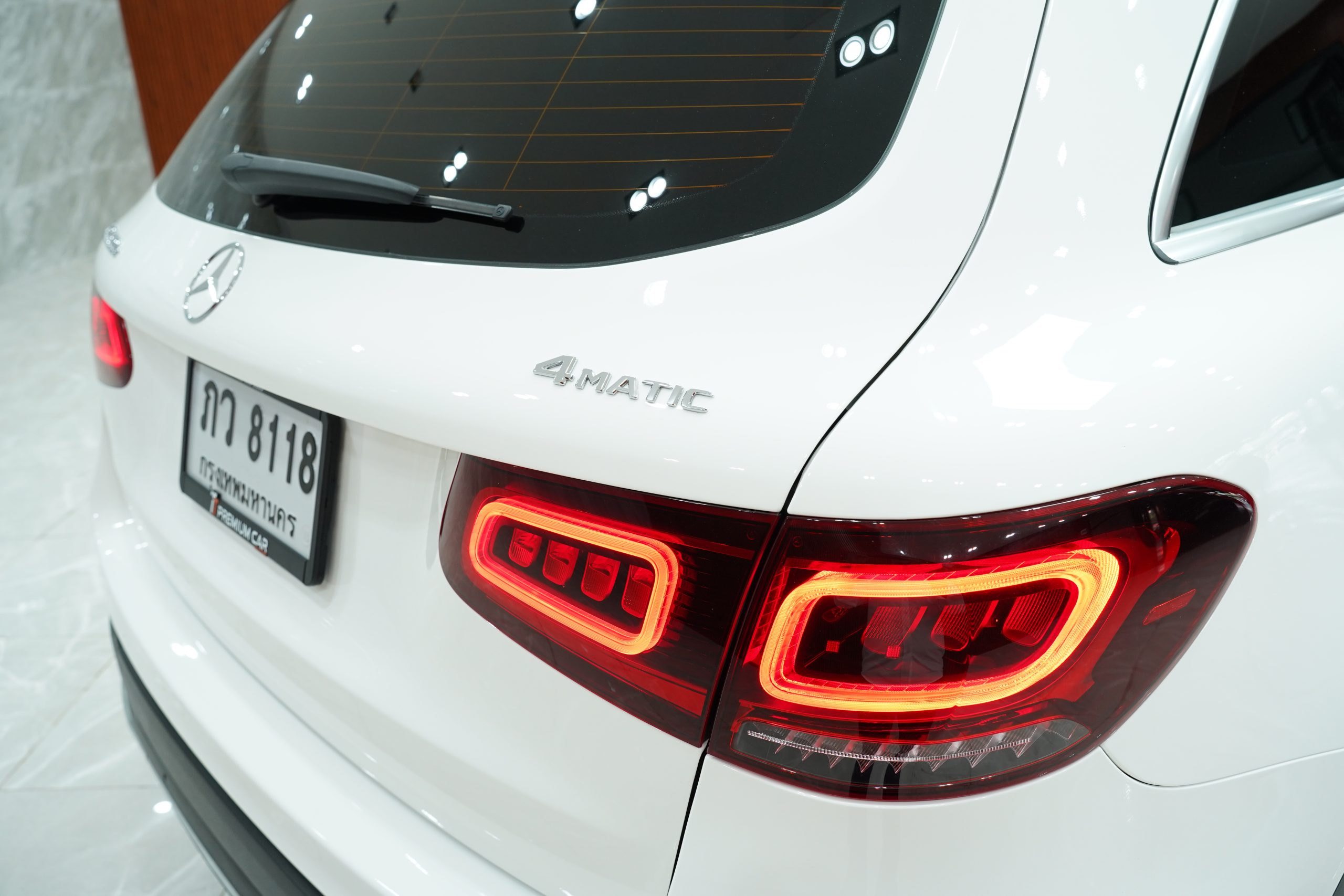 2022 Mercedes-Benz GLC300 2.0 W253 (ปี 15-22) e 4MATIC AMG Dynamic 4WD SUV - Image 12