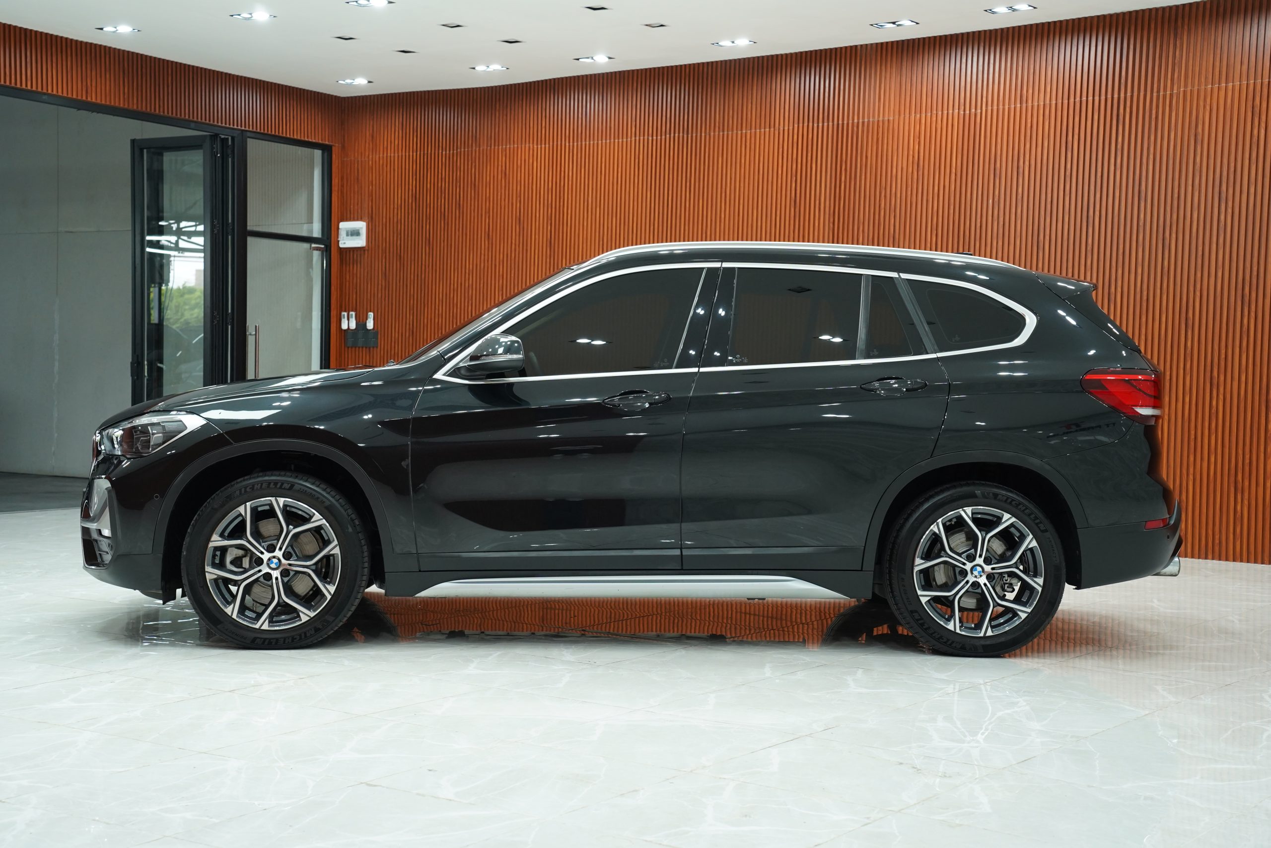 2021 BMW X1 2.0 F48 (ปี 16-20) sDrive20d xLine SUV - Image 5