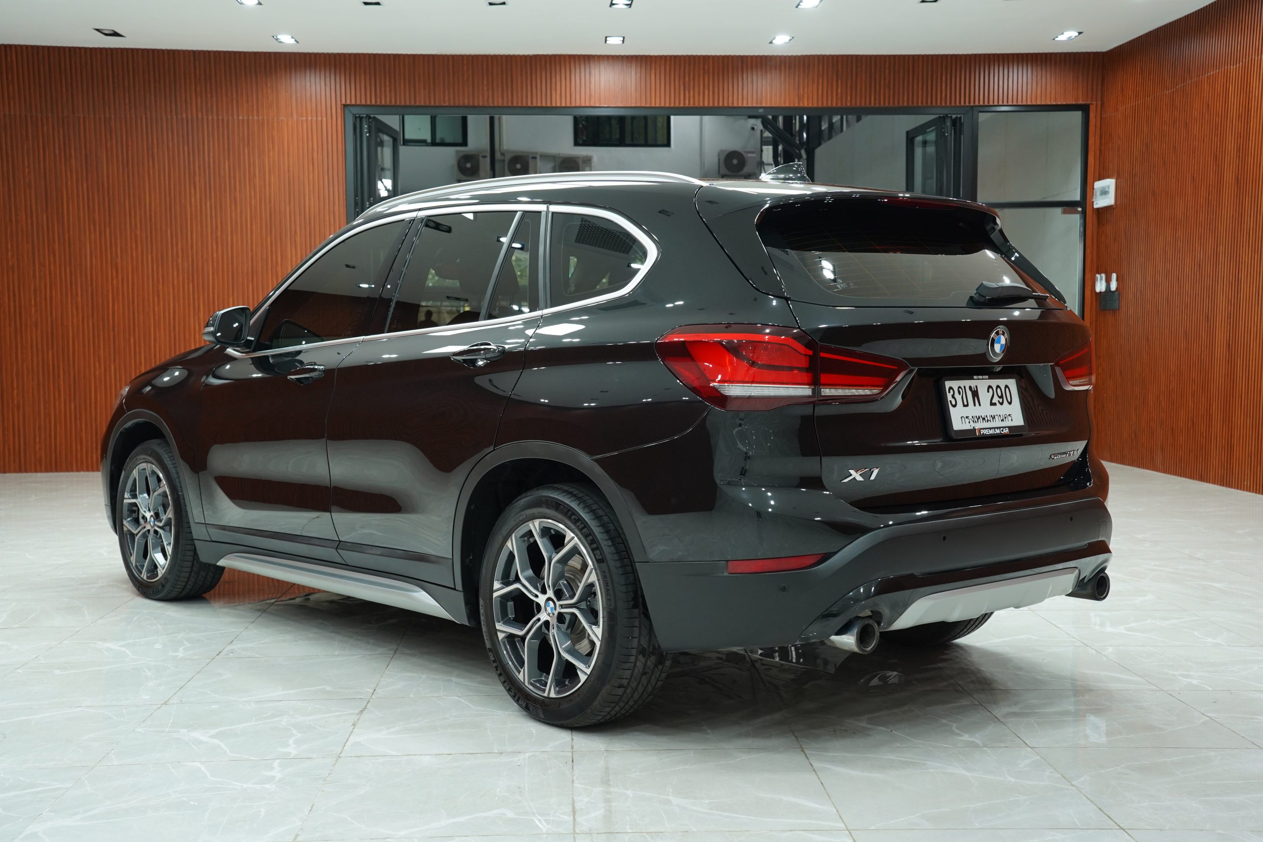 2021 BMW X1 2.0 F48 (ปี 16-20) sDrive20d xLine SUV - Image 6