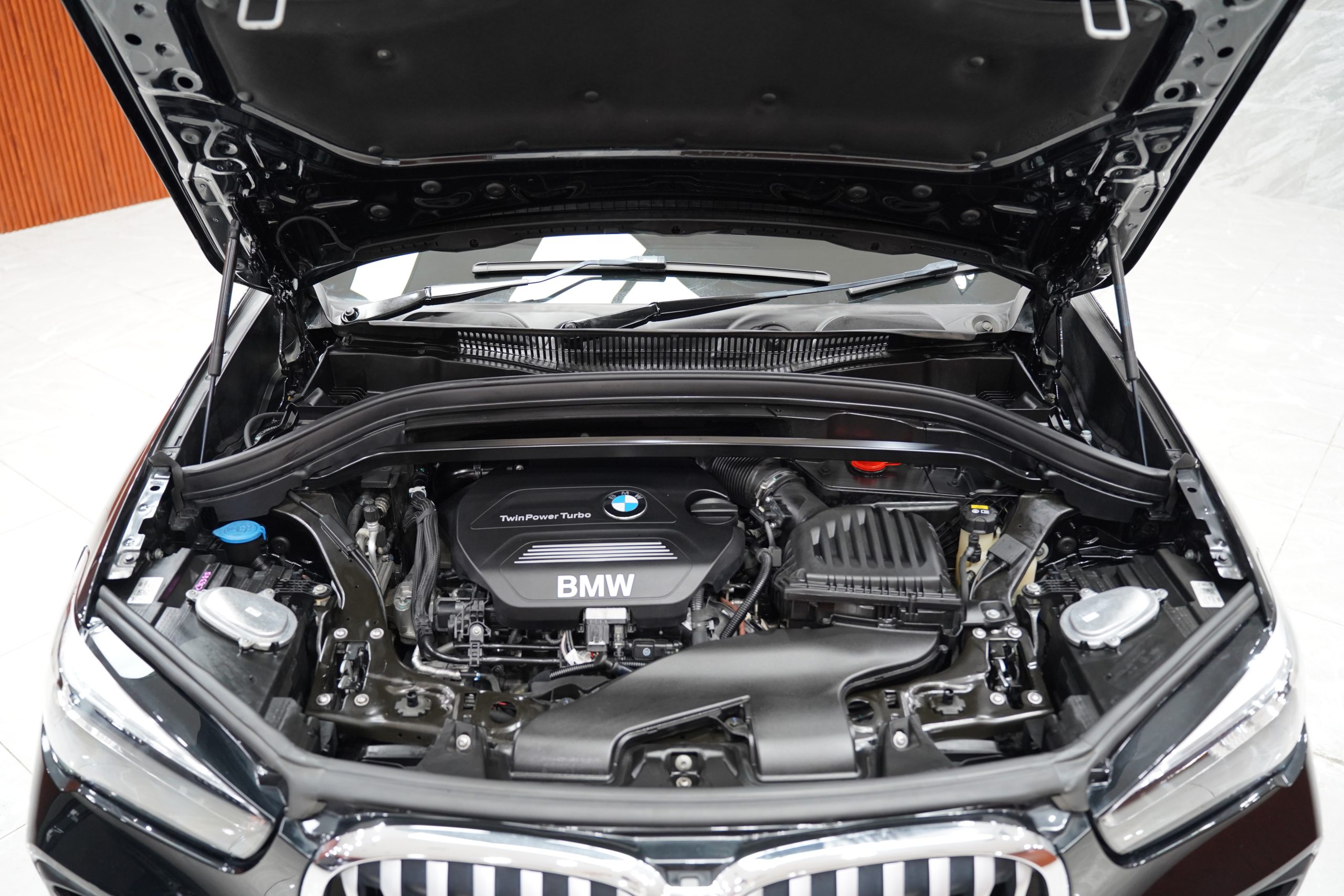 2021 BMW X1 2.0 F48 (ปี 16-20) sDrive20d xLine SUV - Image 9