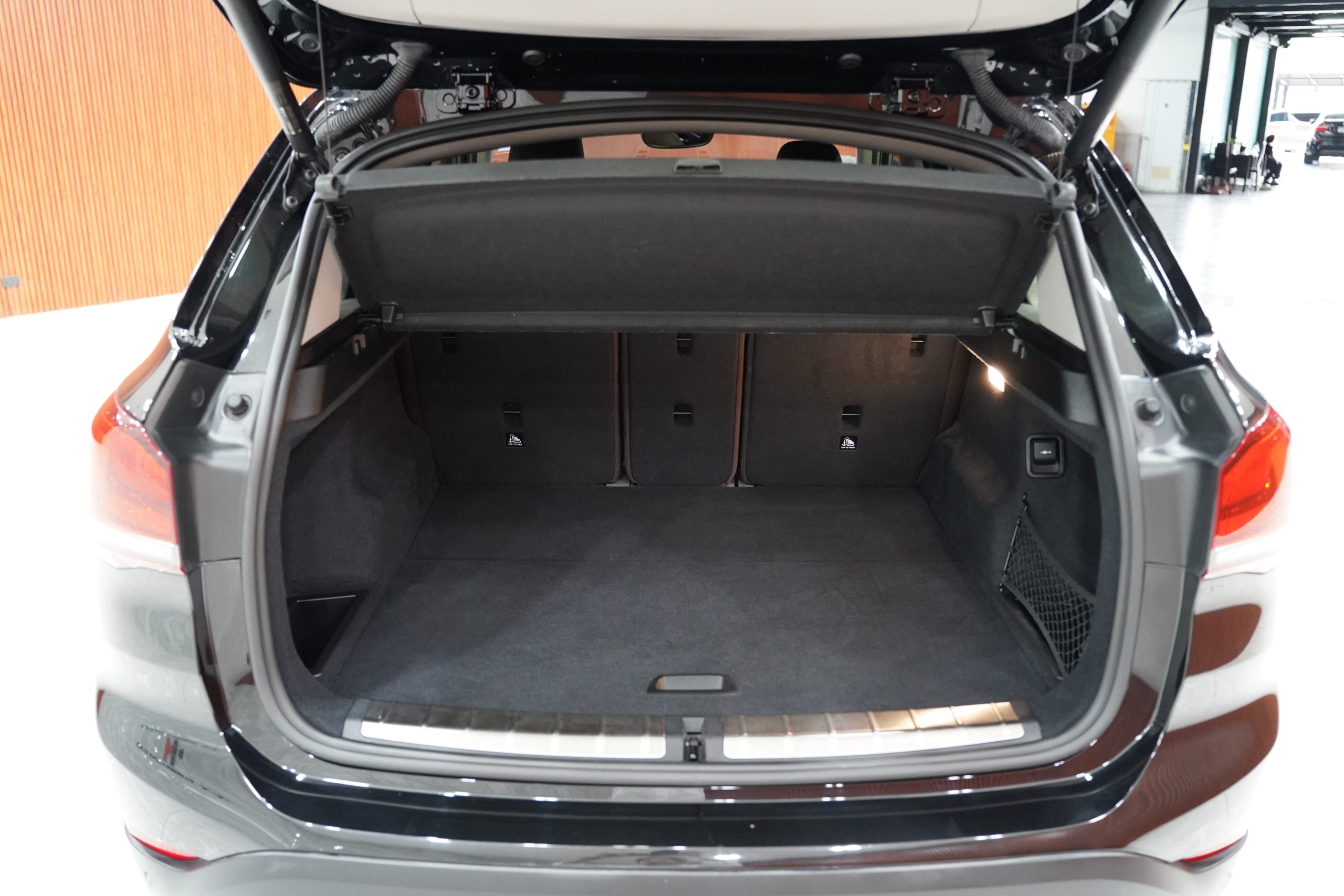 2021 BMW X1 2.0 F48 (ปี 16-20) sDrive20d xLine SUV - Image 10