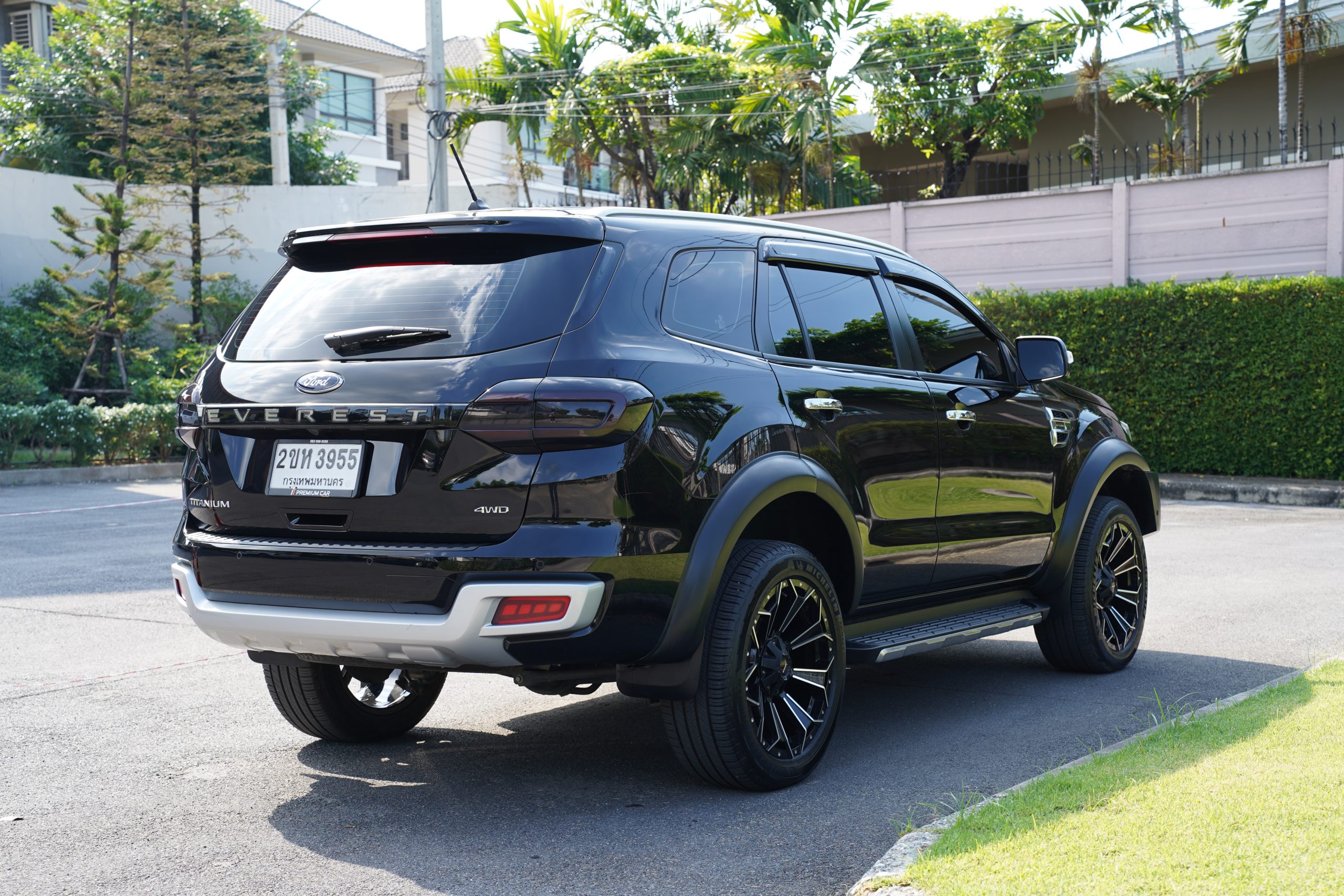 2022 Ford EVEREST 2.0 (ปี 15-22) Titanium+ SUV - Image 10