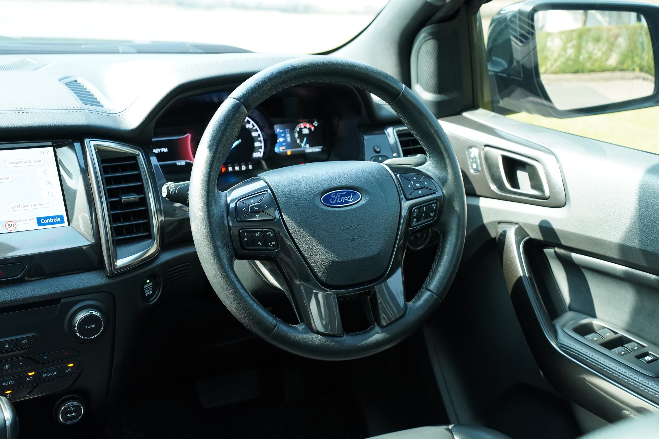 2022 Ford EVEREST 2.0 (ปี 15-22) Titanium+ SUV - Image 4