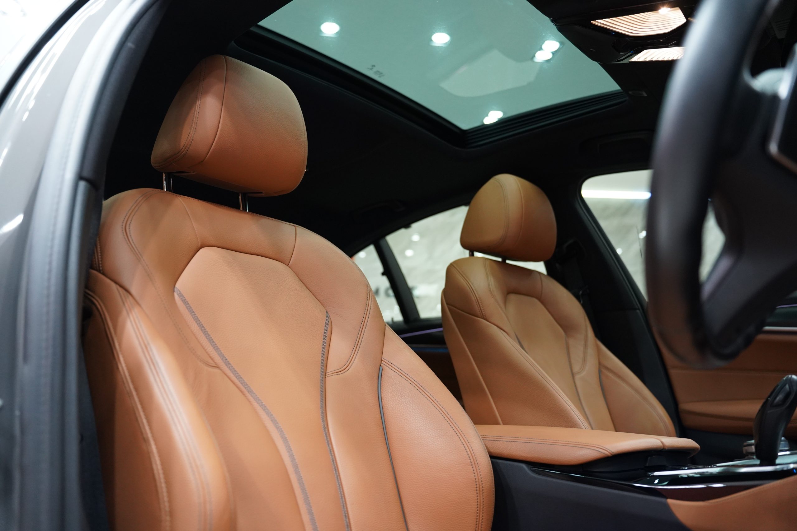 2022 BMW 530e 2.0 G30 (ปี 17-22) M Sport Sedan - Image 14