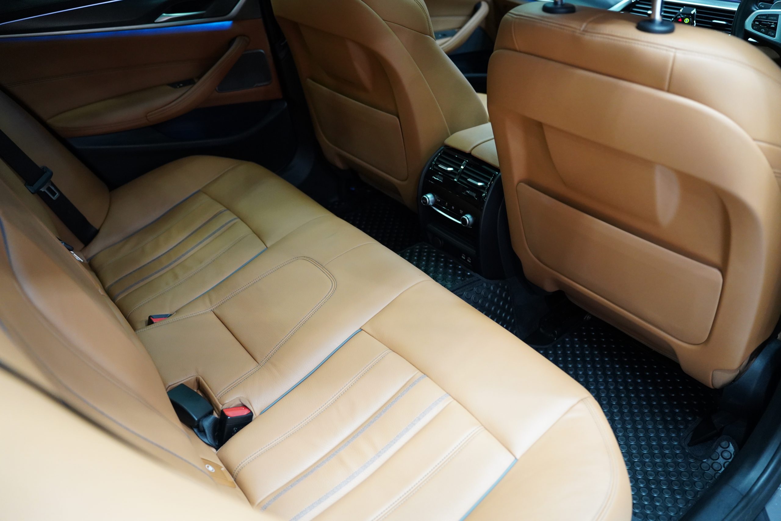 2022 BMW 530e 2.0 G30 (ปี 17-22) M Sport Sedan - Image 20