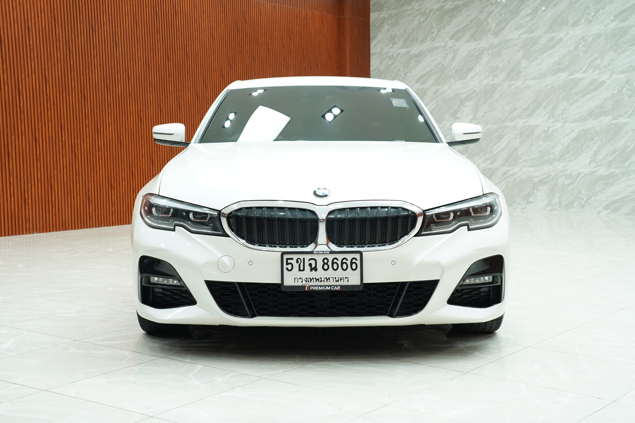 2020 BMW 320d 2.0 G20 (ปี 19-26) M Sport Sedan - Image 3