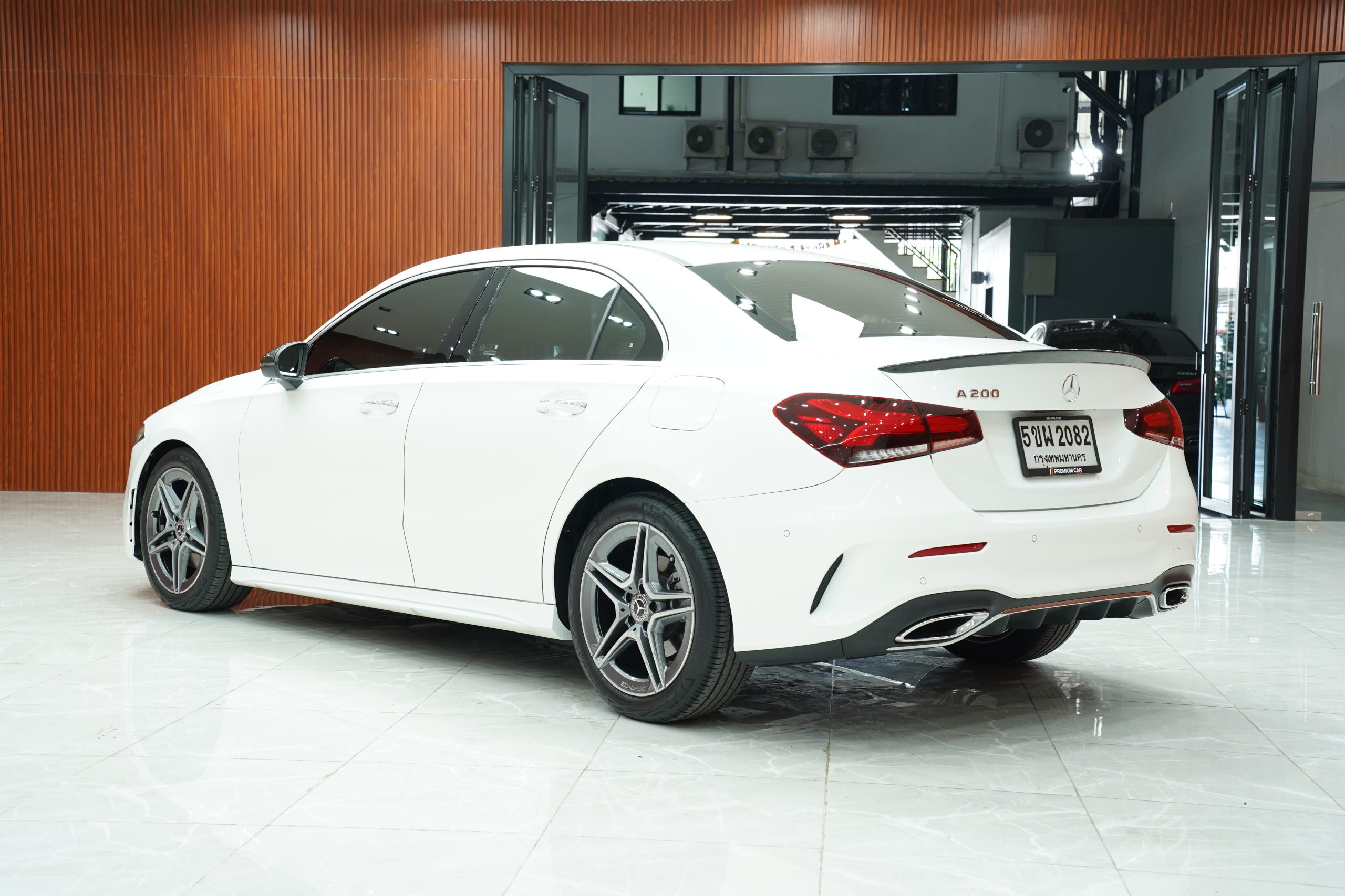 2022 Mercedes-Benz A200 1.3 W177 (ปี 19-25) AMG Dynamic Sedan - Image 5