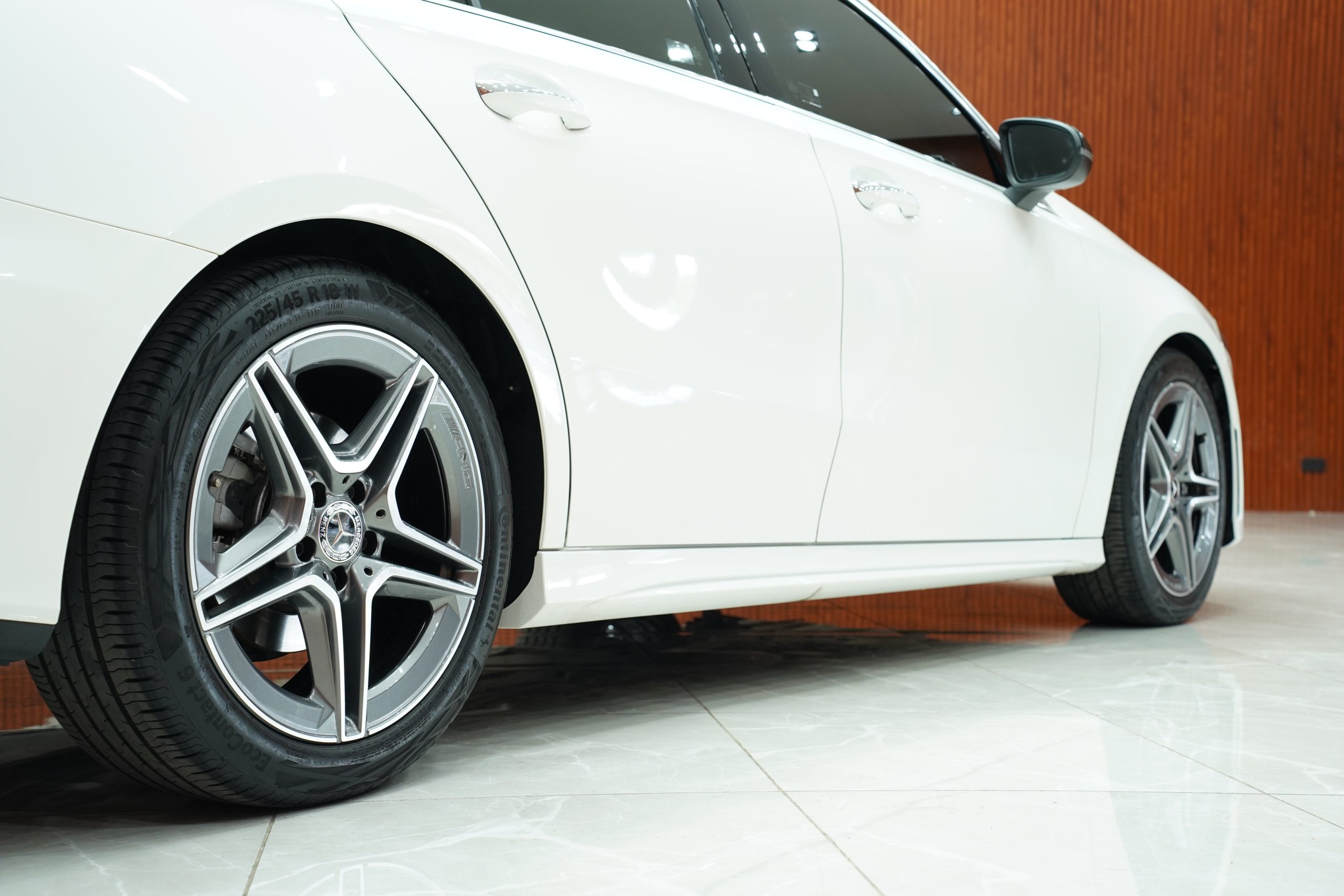 2022 Mercedes-Benz A200 1.3 W177 (ปี 19-25) AMG Dynamic Sedan - Image 9