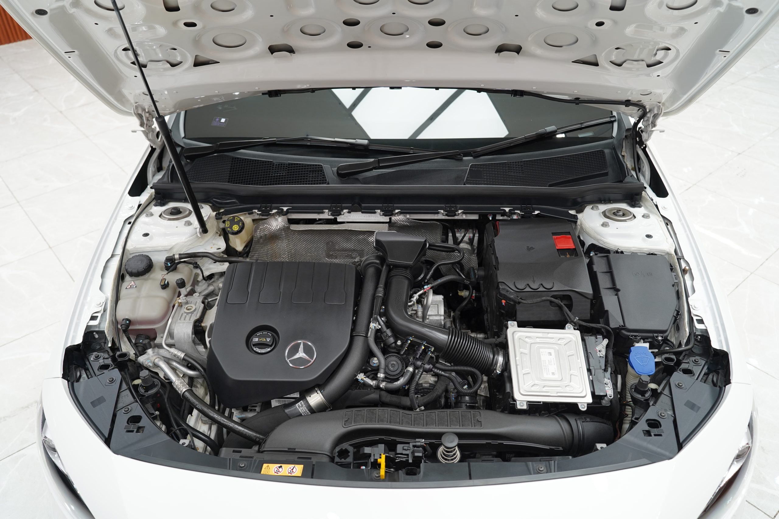 2022 Mercedes-Benz A200 1.3 W177 (ปี 19-25) AMG Dynamic Sedan - Image 11