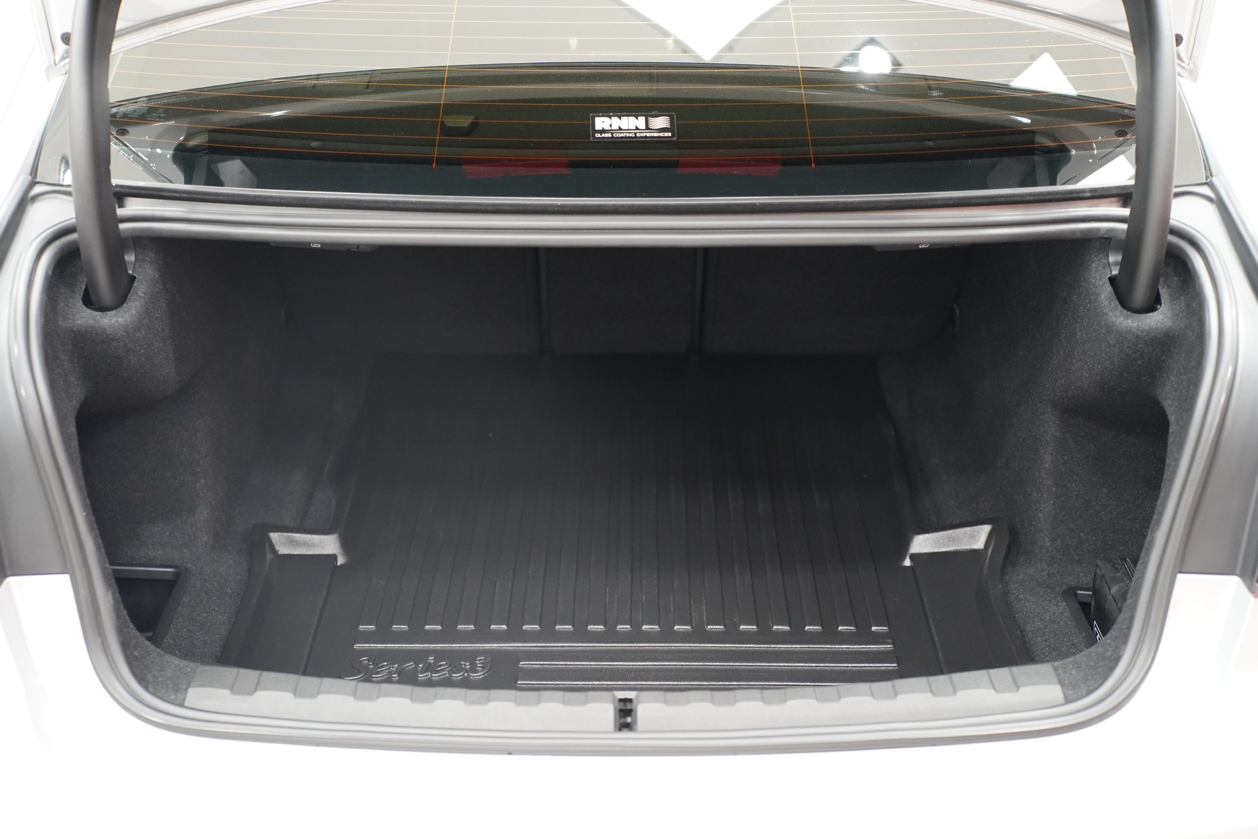 2020 BMW 320d 2.0 G20 (ปี 19-26) Sport Sedan - Image 12