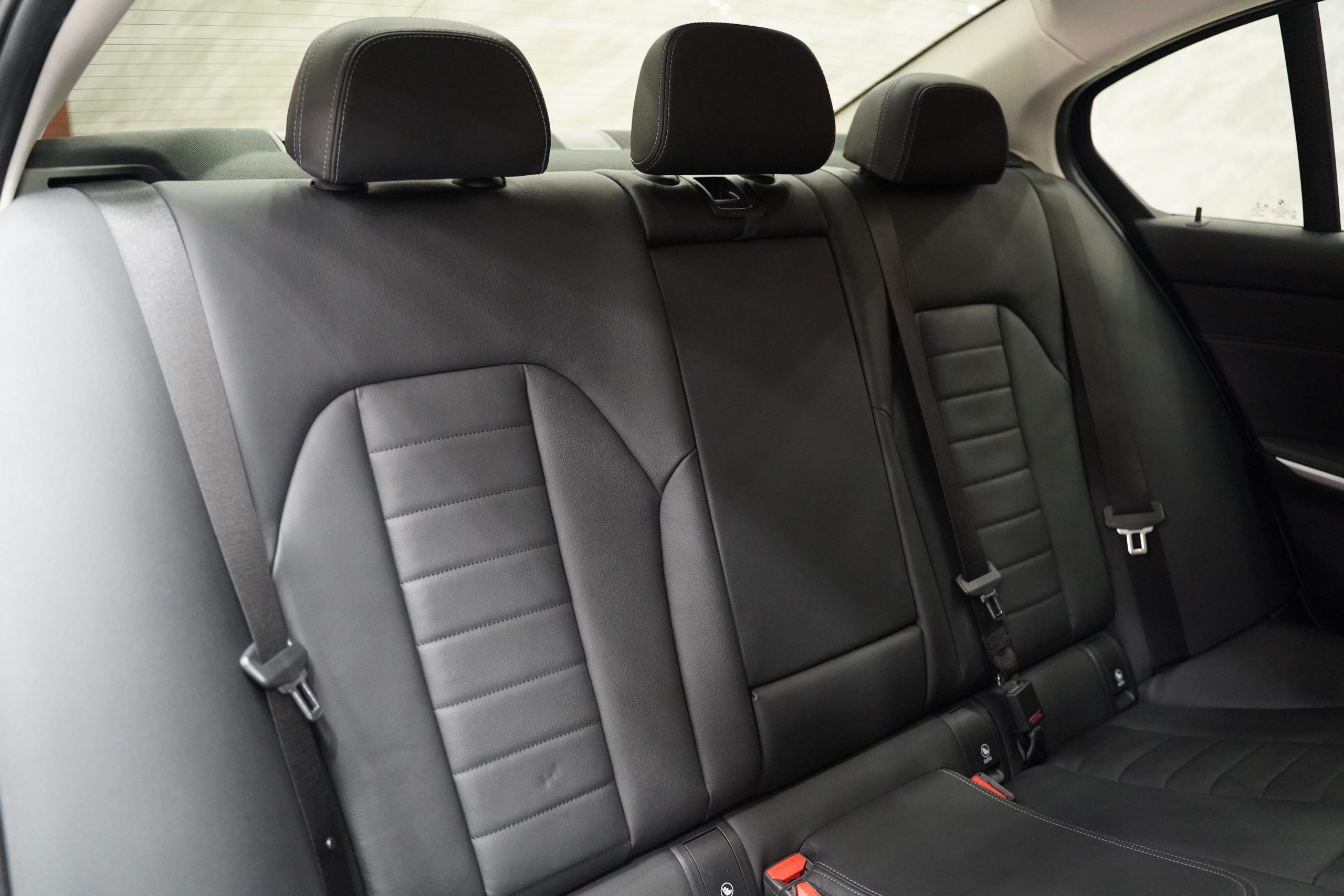 2020 BMW 320d 2.0 G20 (ปี 19-26) Sport Sedan - Image 16