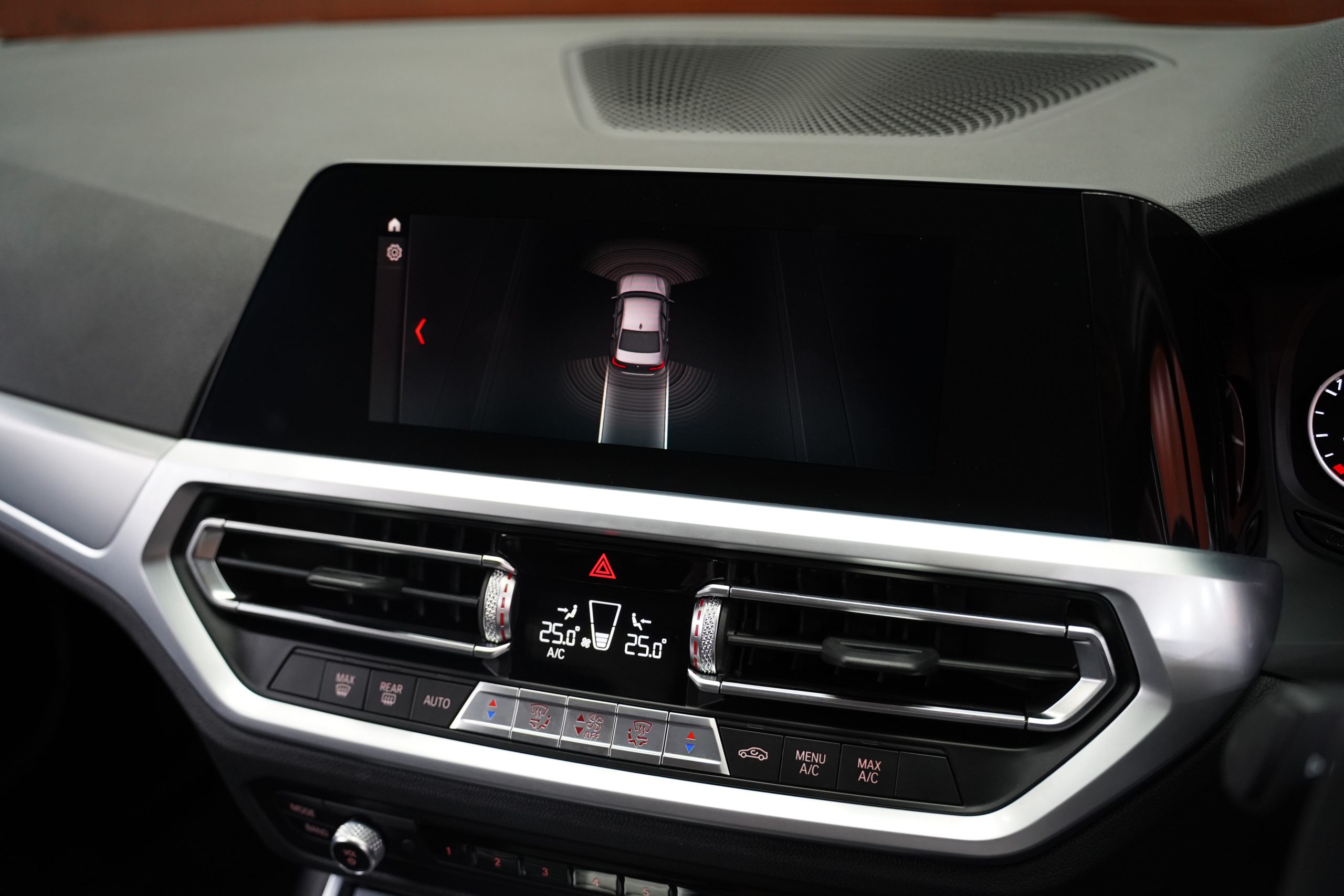 2020 BMW 320d 2.0 G20 (ปี 19-26) Sport Sedan - Image 23