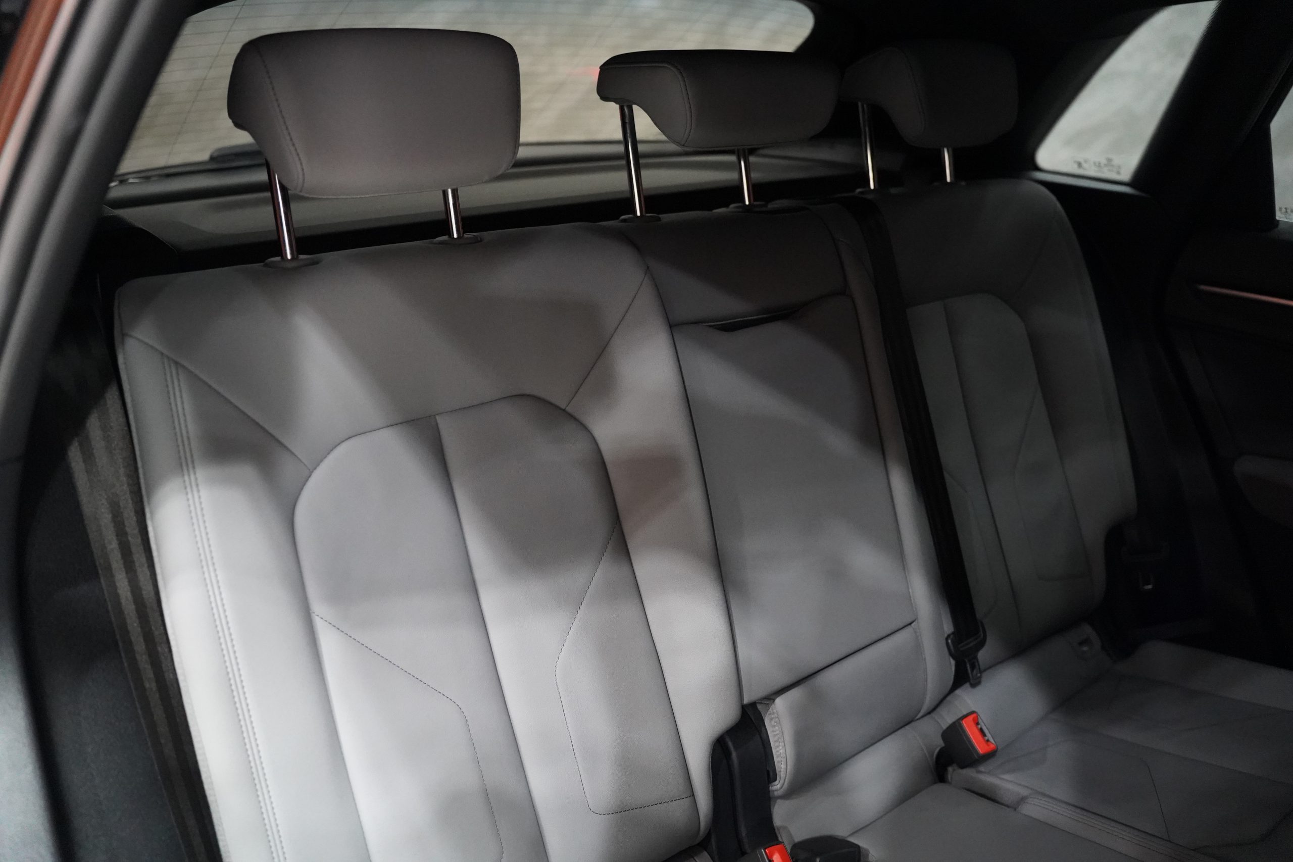 2022 Audi Q3 1.4 (ปี 19-25) 35 TFSI S line SUV - Image 14