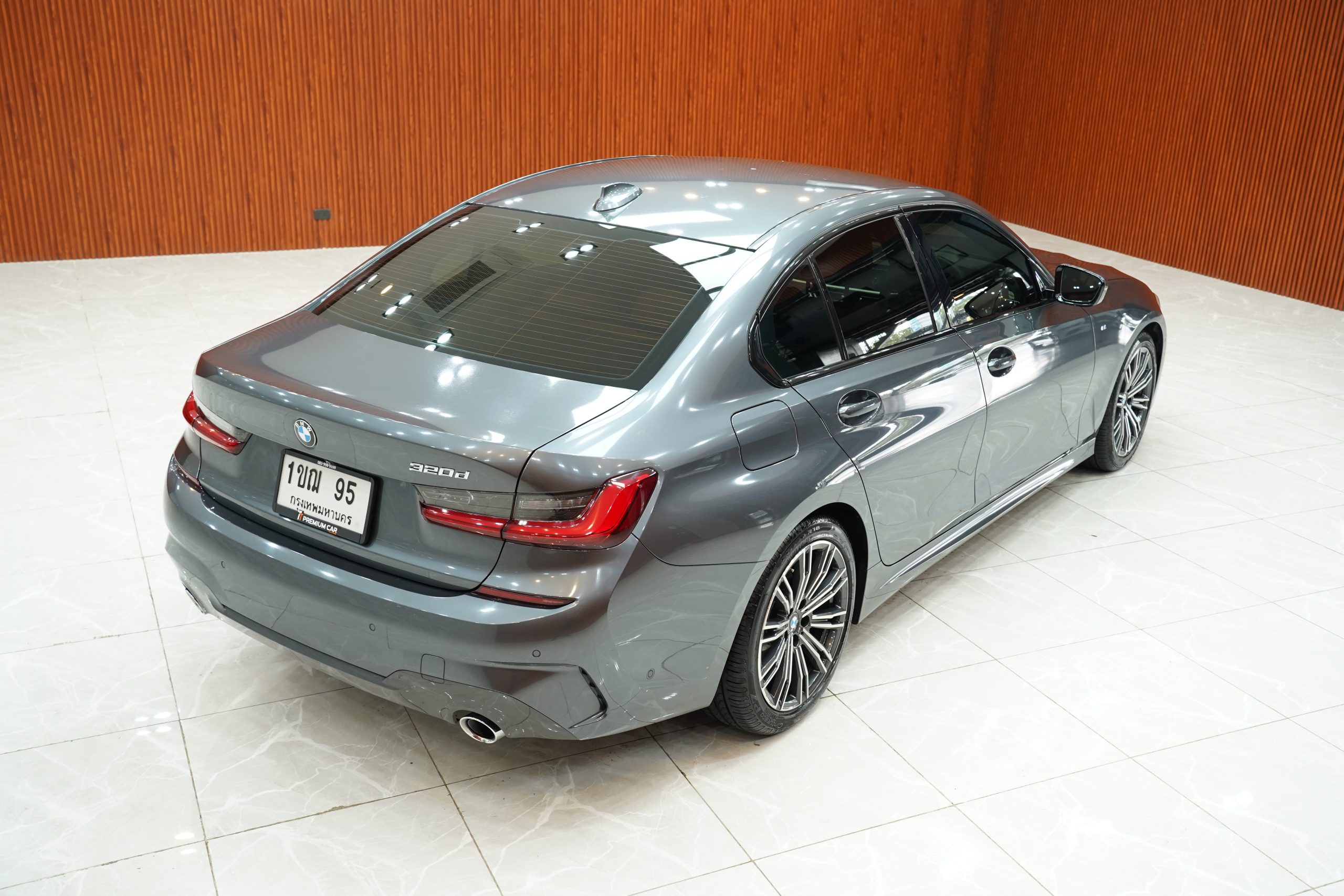2021 BMW 320d 2.0 G20 (ปี 19-26) M Sport Sedan - Image 7
