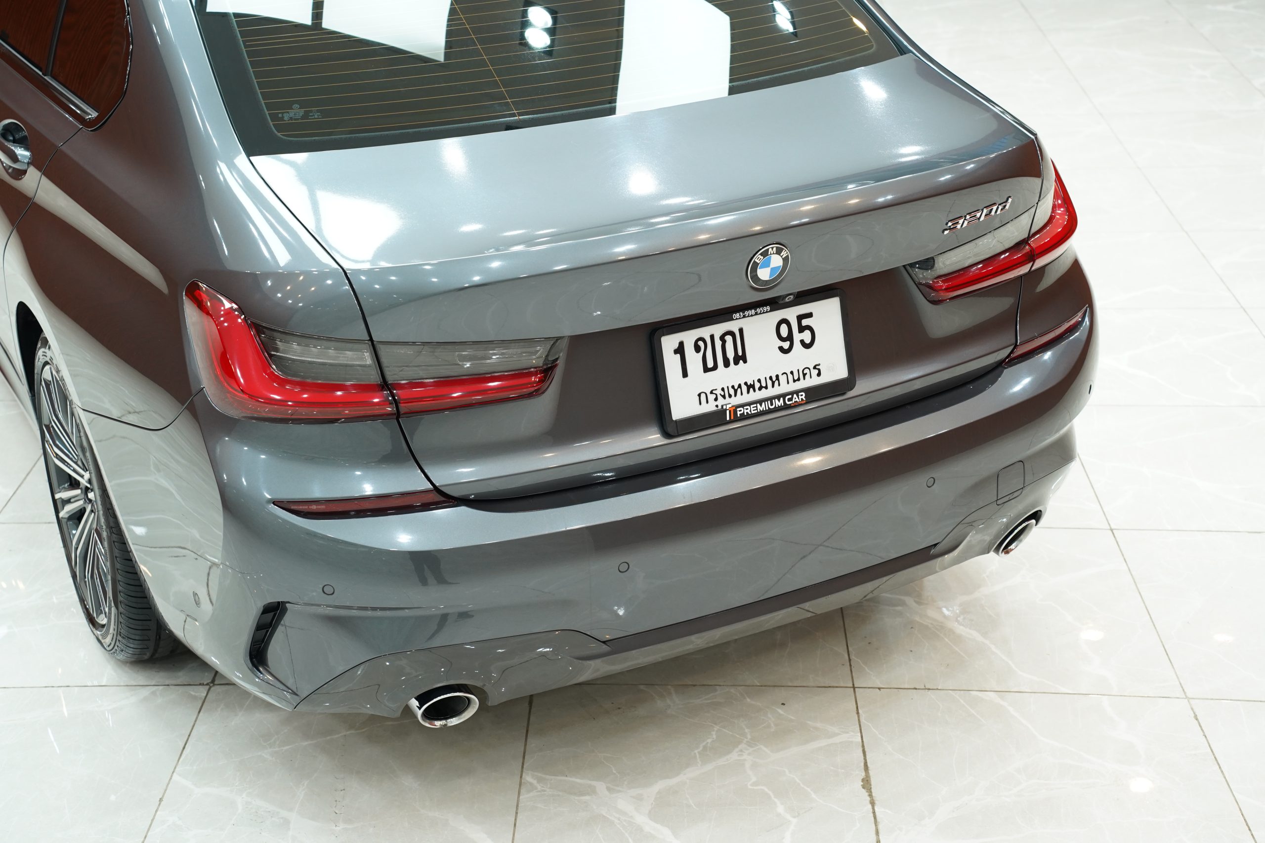 2021 BMW 320d 2.0 G20 (ปี 19-26) M Sport Sedan - Image 8