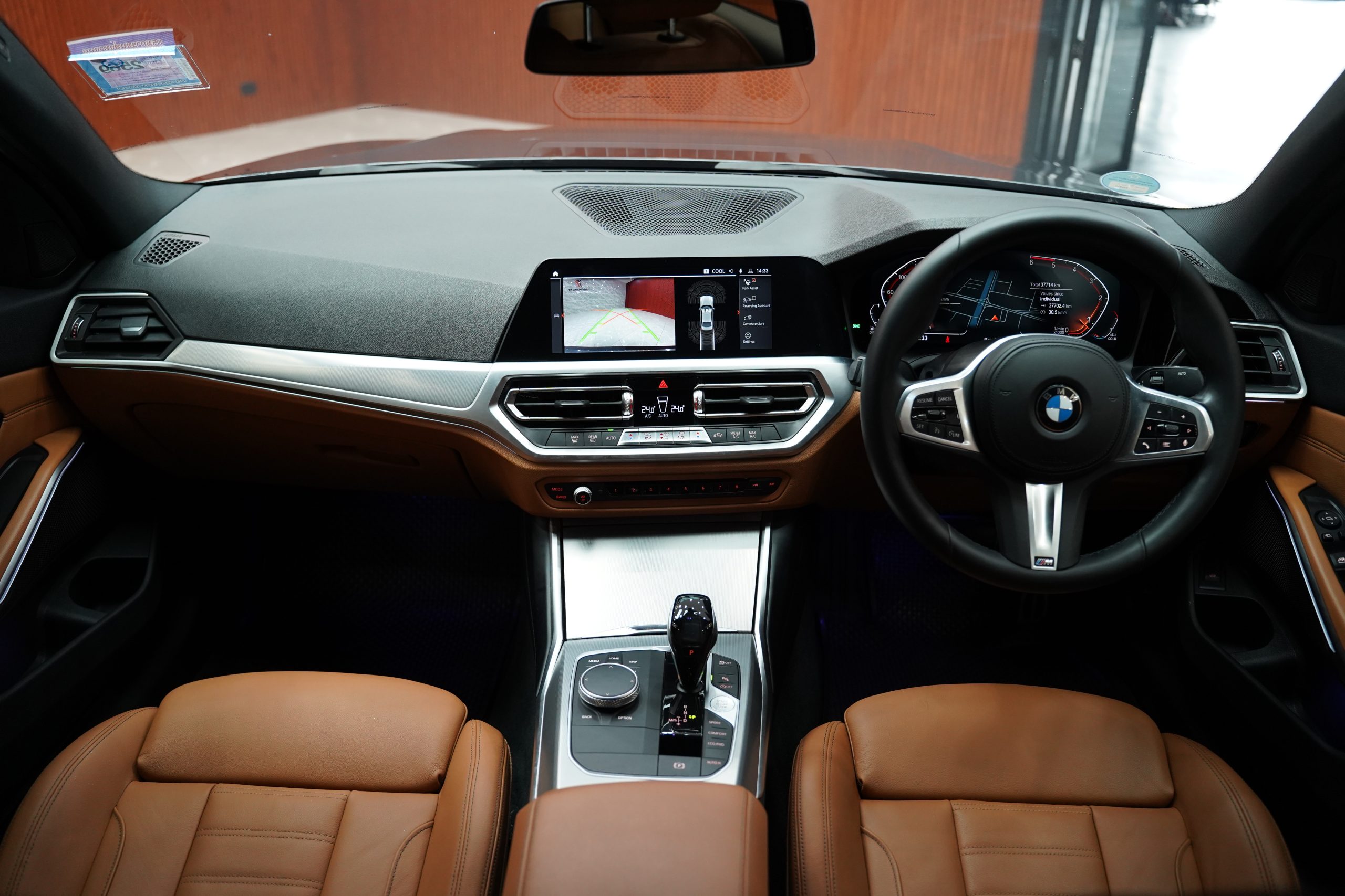2021 BMW 320d 2.0 G20 (ปี 19-26) M Sport Sedan - Image 14