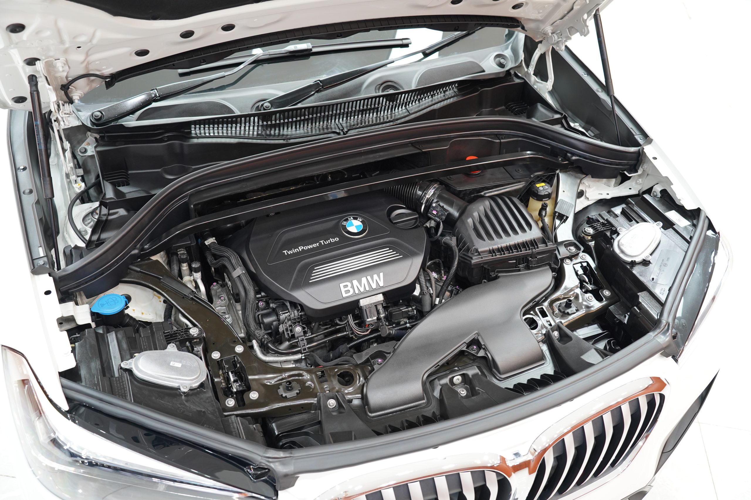 2022 BMW X1 2.0 F48 (ปี 16-20) sDrive20d xLine SUV - Image 11