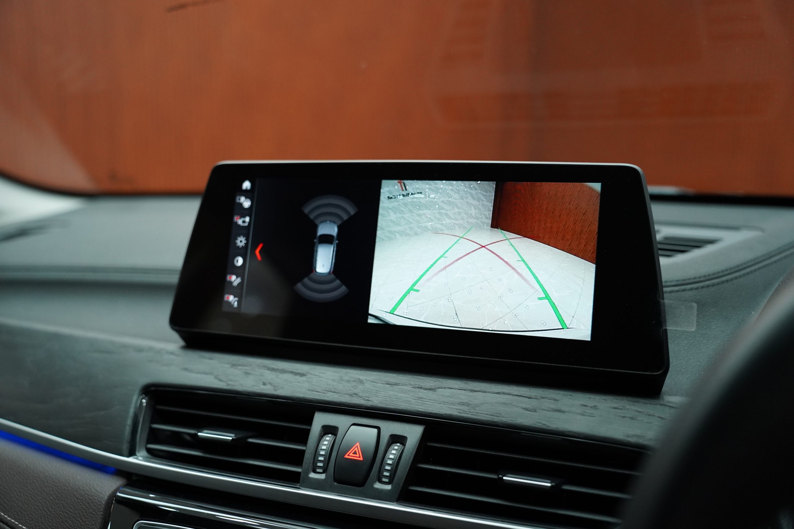 2022 BMW X1 2.0 F48 (ปี 16-20) sDrive20d xLine SUV - Image 17