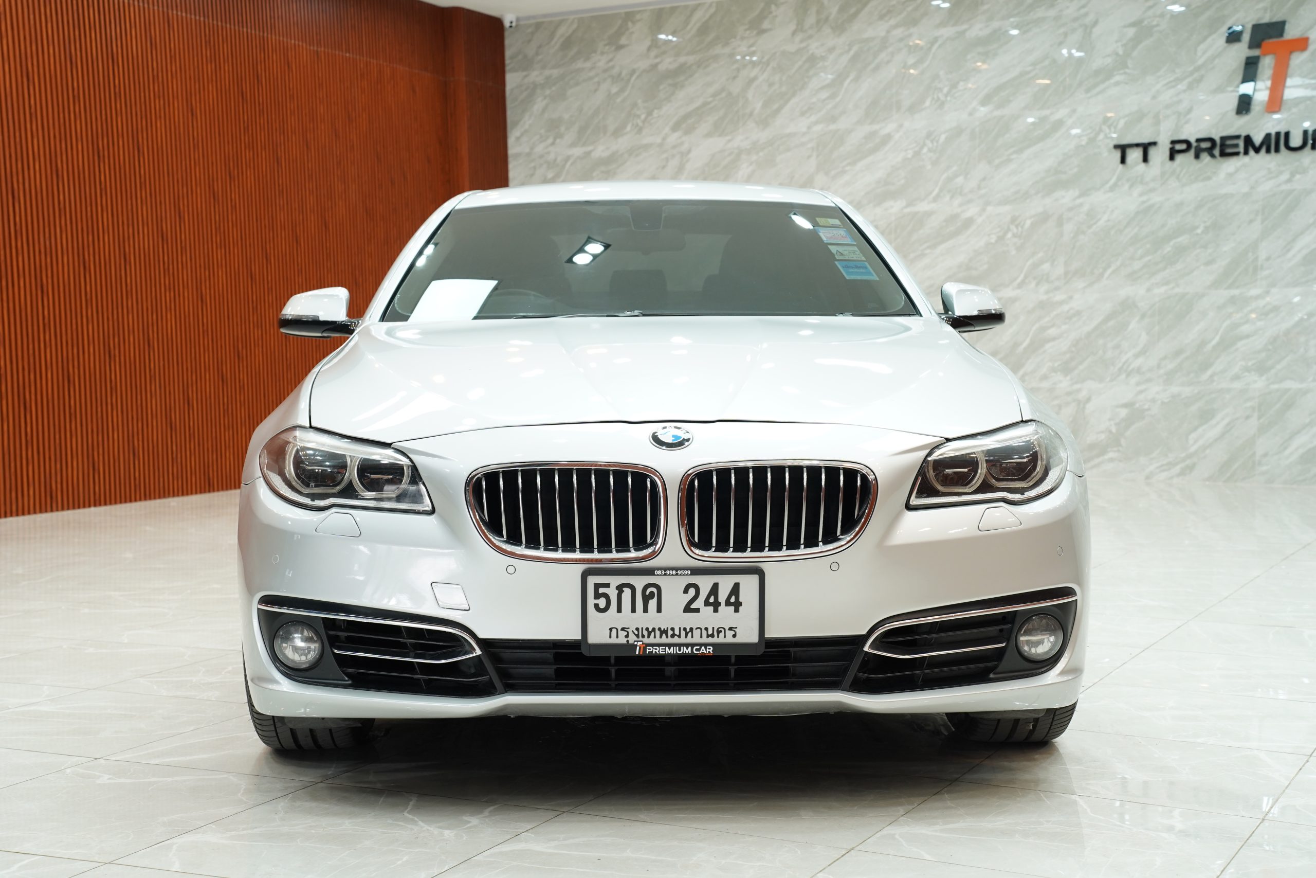 2016 BMW 525d 2.0 F10 (ปี 10-16) Luxury Sedan - Image 4