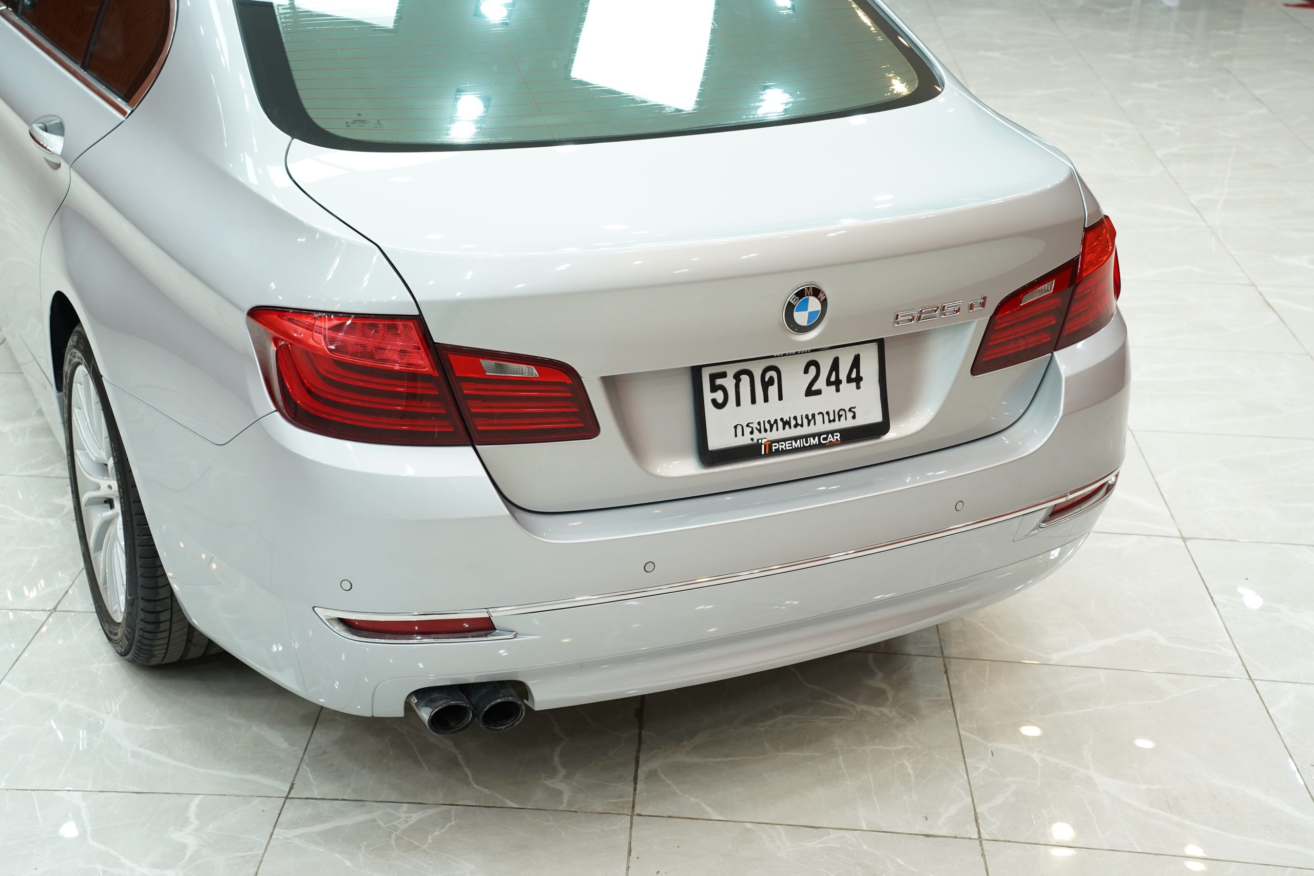 2016 BMW 525d 2.0 F10 (ปี 10-16) Luxury Sedan - Image 9