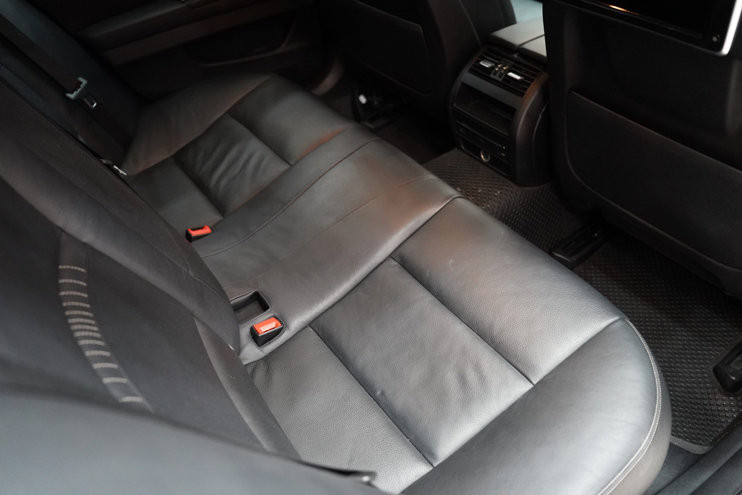 2016 BMW 525d 2.0 F10 (ปี 10-16) Luxury Sedan - Image 14