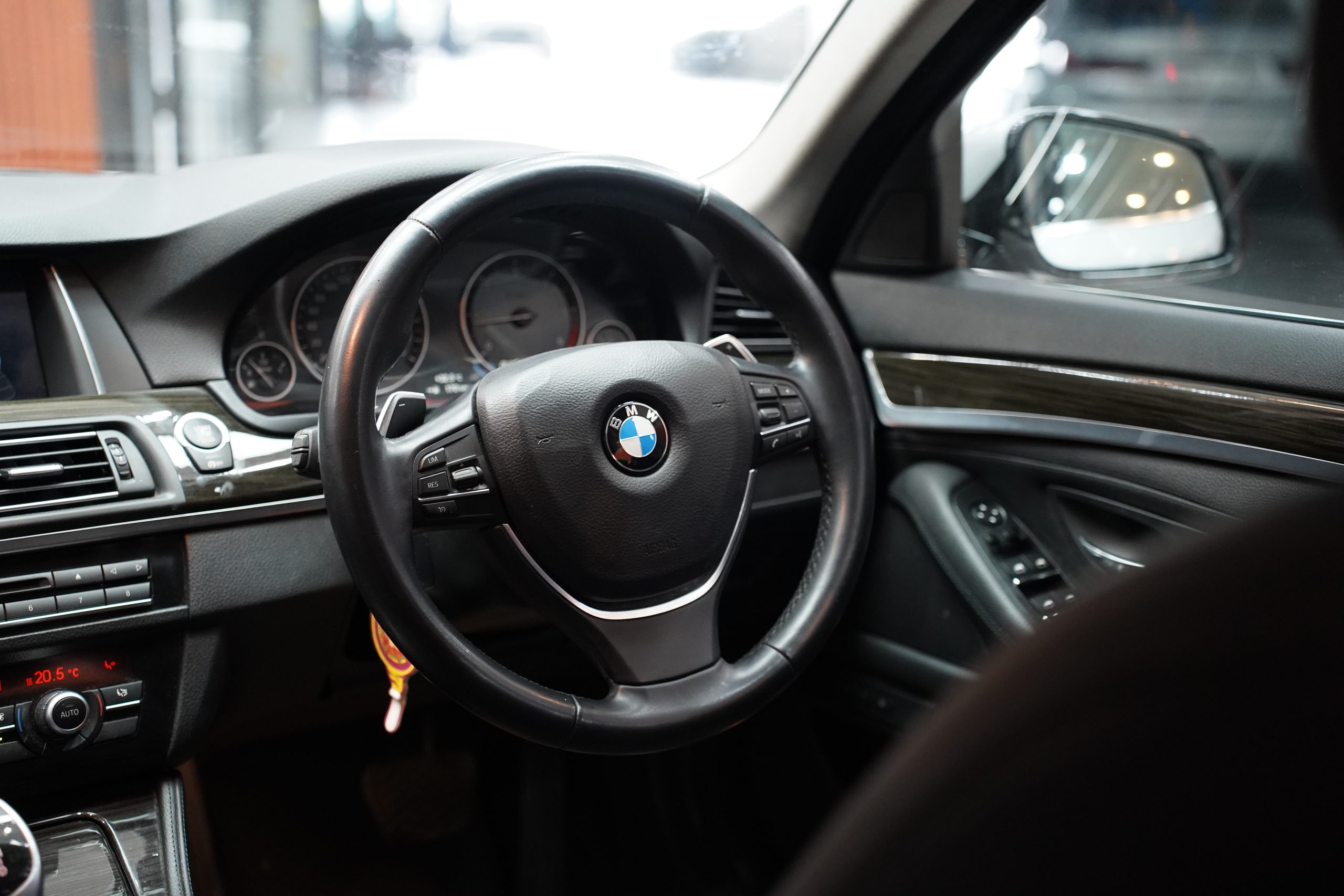 2016 BMW 525d 2.0 F10 (ปี 10-16) Luxury Sedan - Image 18