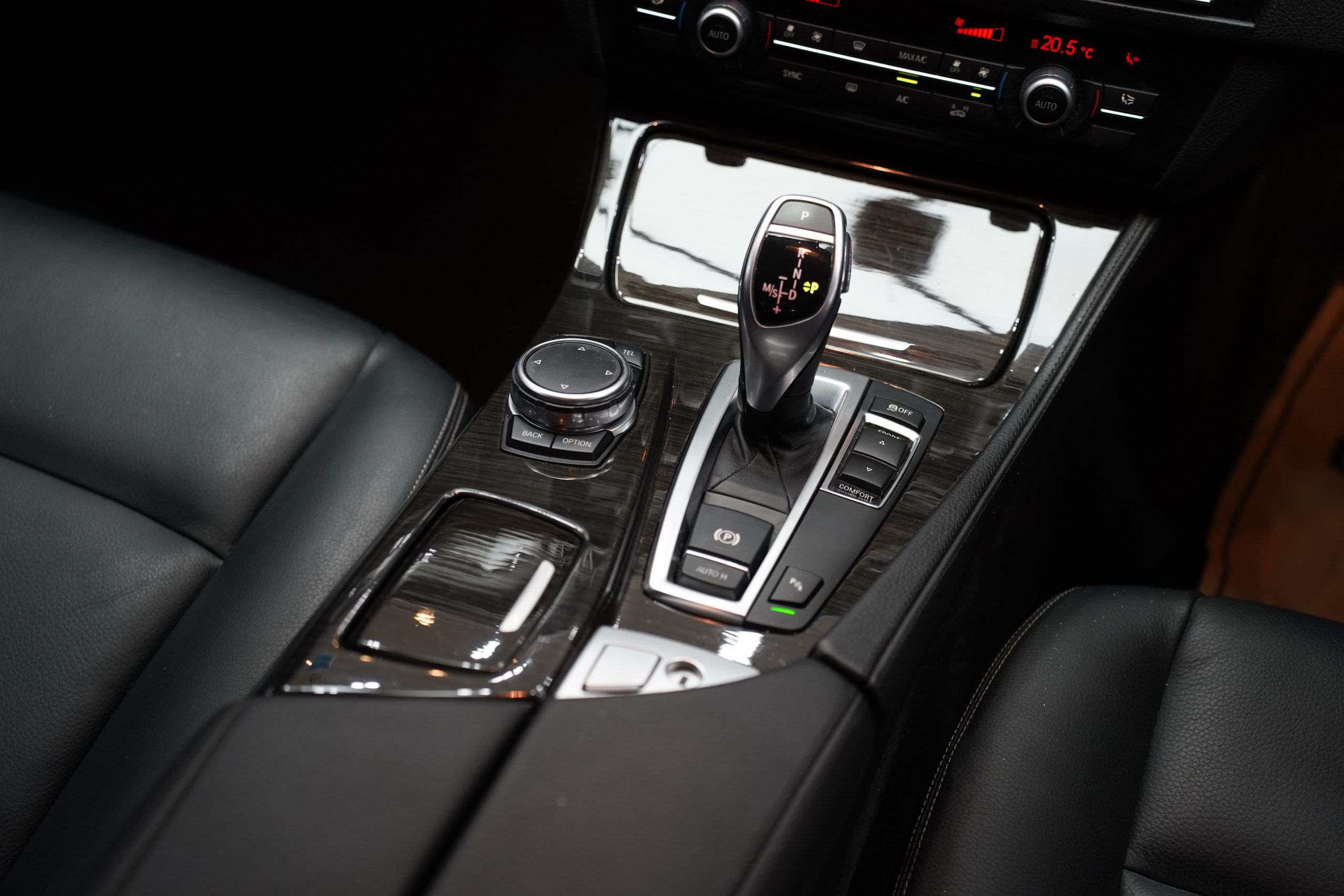 2016 BMW 525d 2.0 F10 (ปี 10-16) Luxury Sedan - Image 19