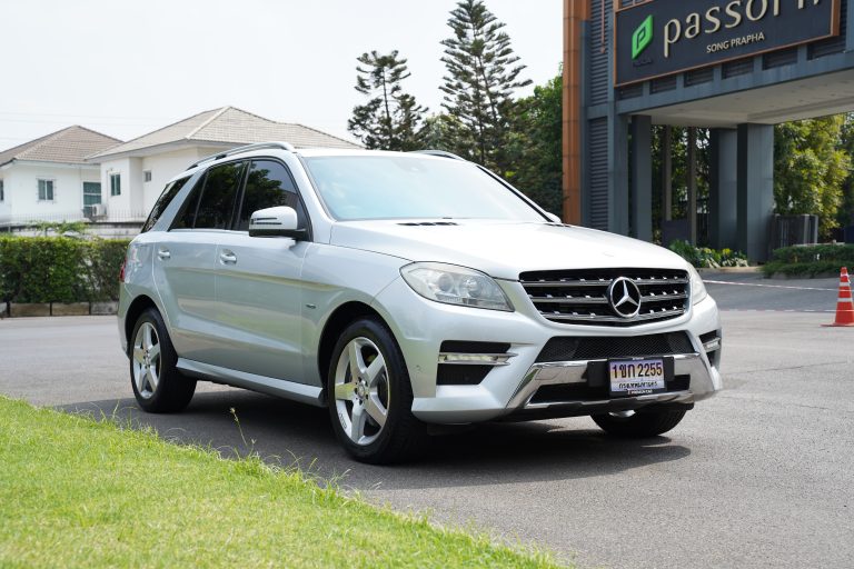2012 Mercedes-Benz ML250 2.1 W166 (ปี 12-16) CDI BlueEFFICIENCY 4WD SUV
