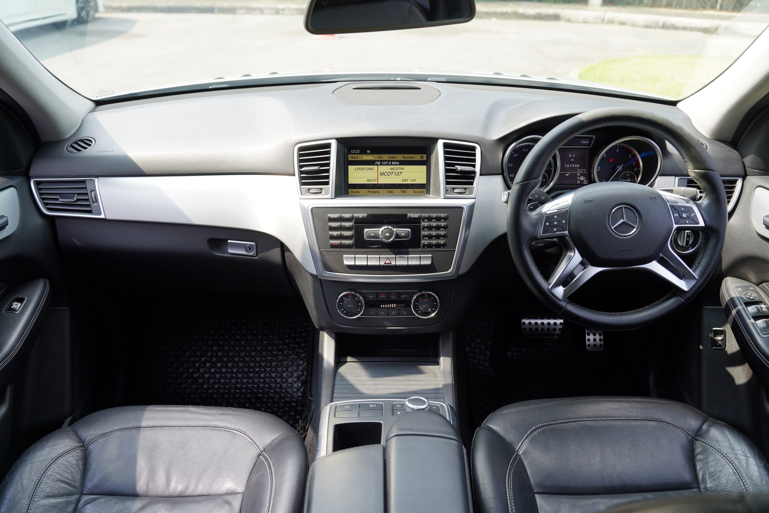 2012 Mercedes-Benz ML250 2.1 W166 (ปี 12-16) CDI BlueEFFICIENCY 4WD SUV - Image 16