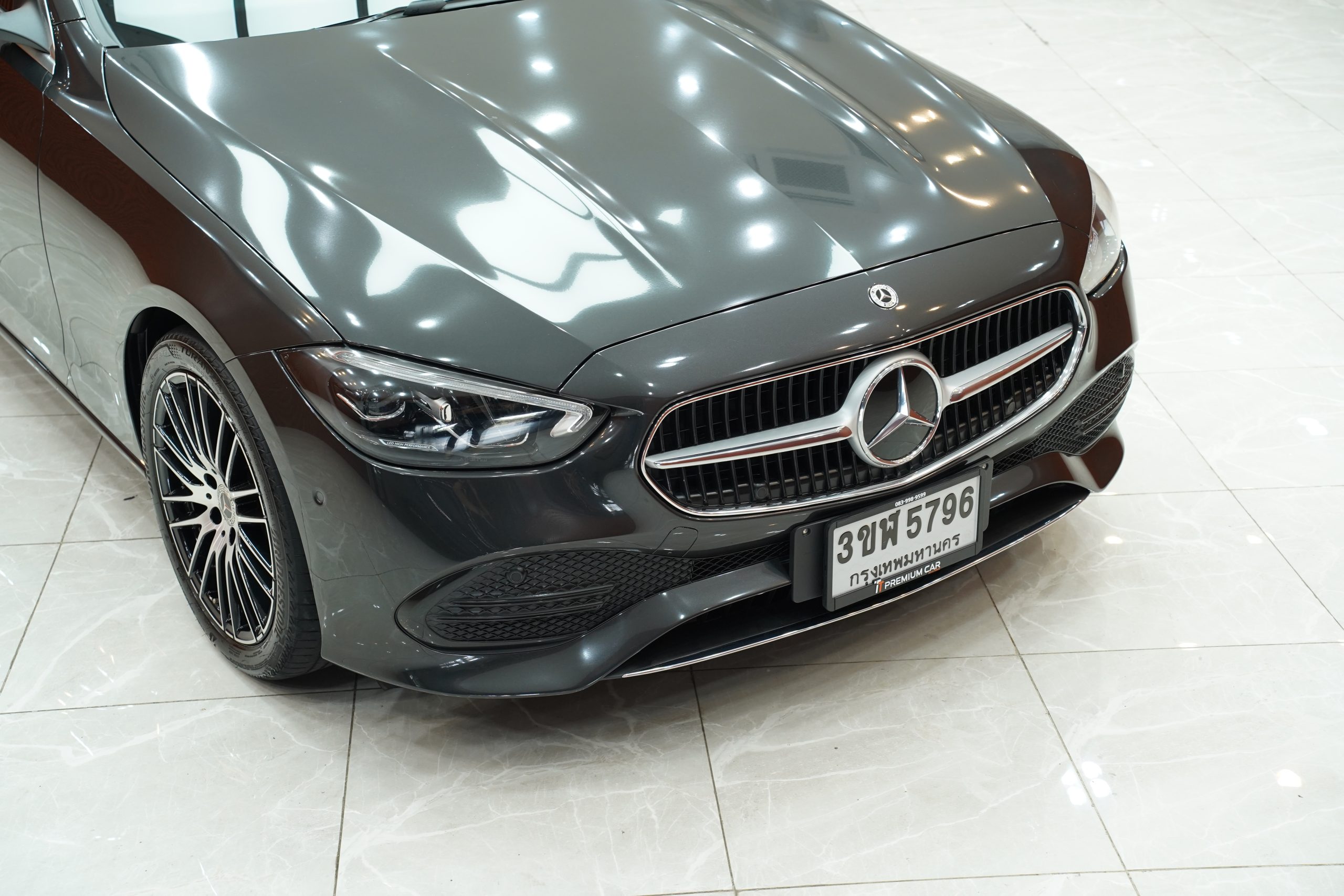 2023 Mercedes-Benz C220 2.0 W206 (ปี 22-30) d Avantgarde Sedan - Image 9