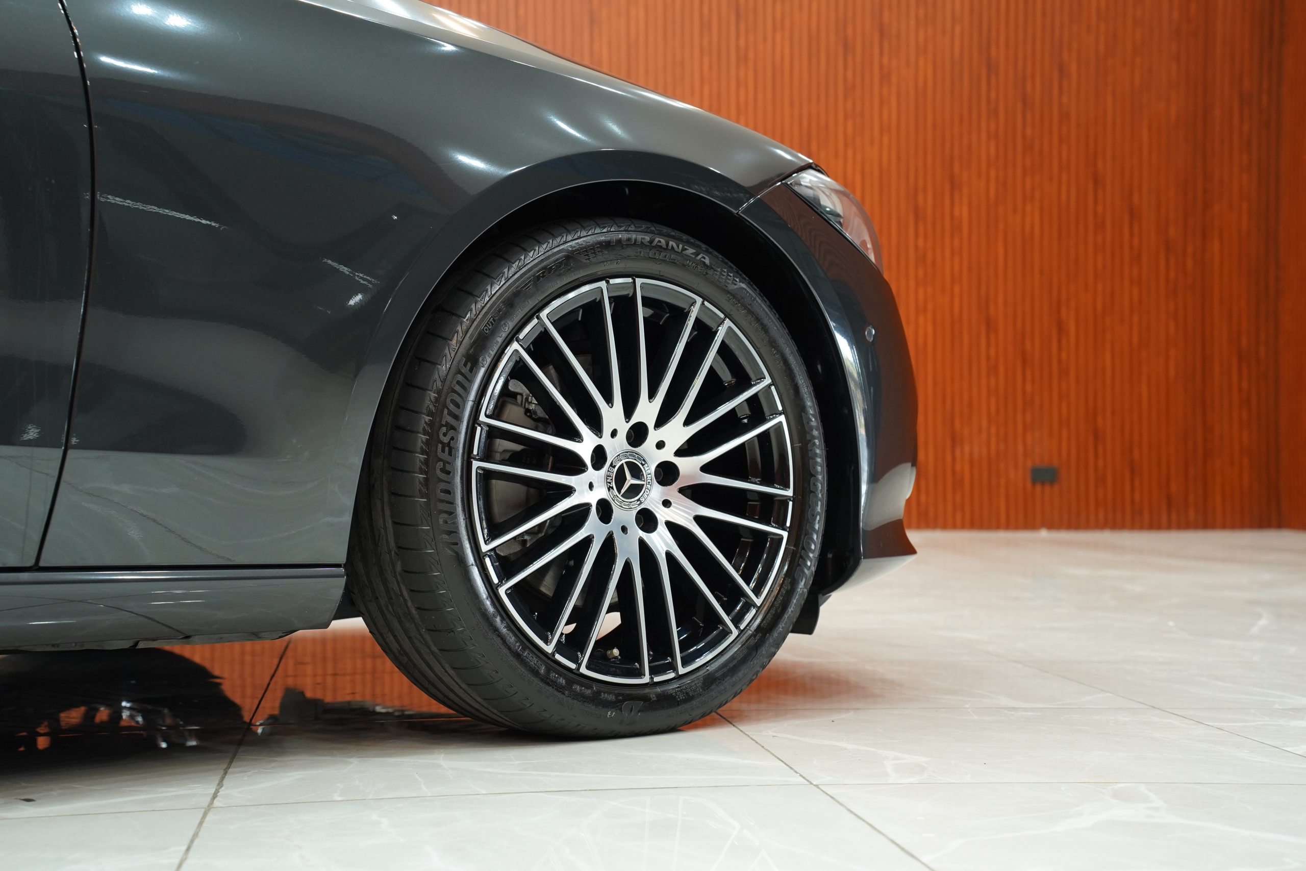 2023 Mercedes-Benz C220 2.0 W206 (ปี 22-30) d Avantgarde Sedan - Image 5