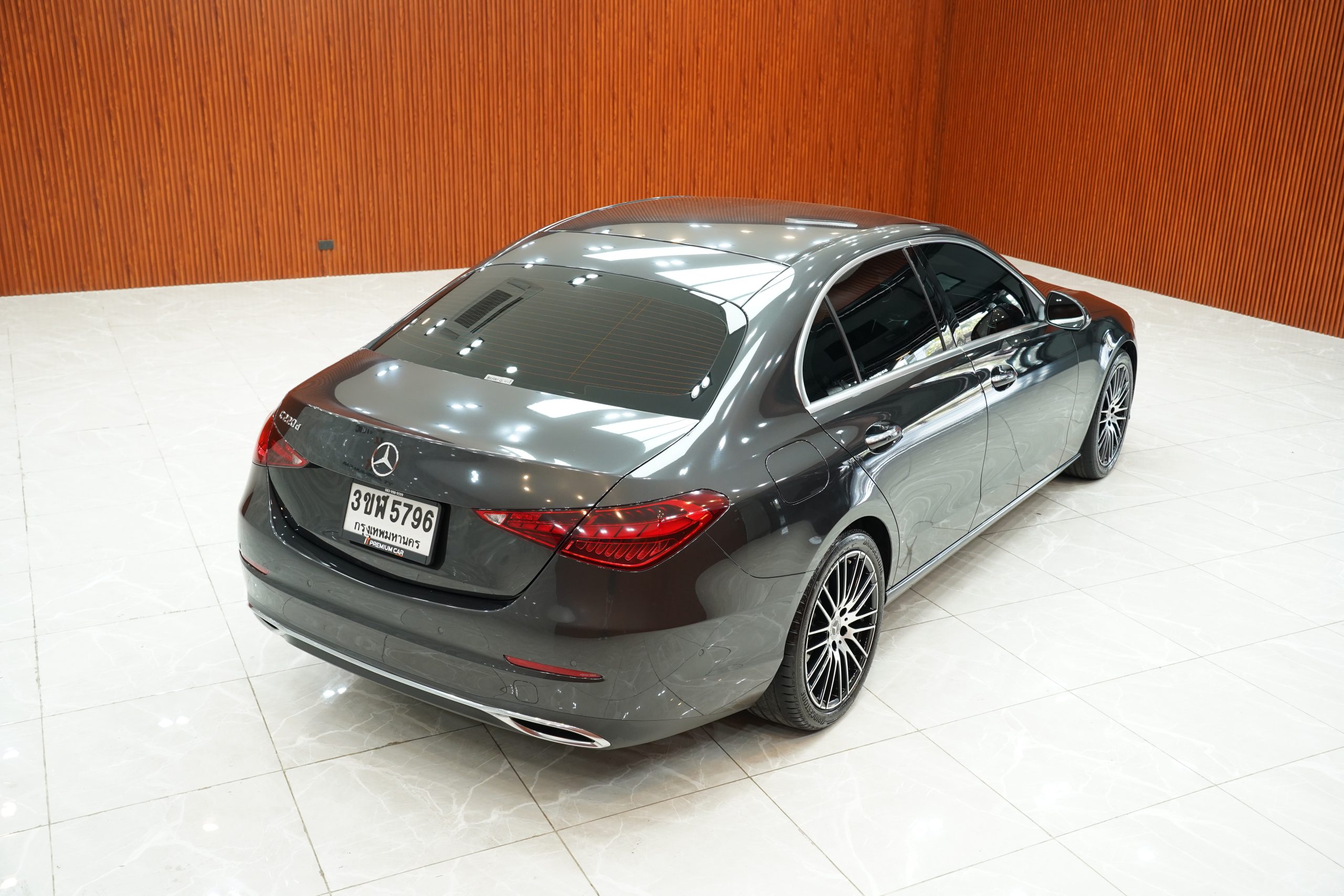 2023 Mercedes-Benz C220 2.0 W206 (ปี 22-30) d Avantgarde Sedan - Image 7