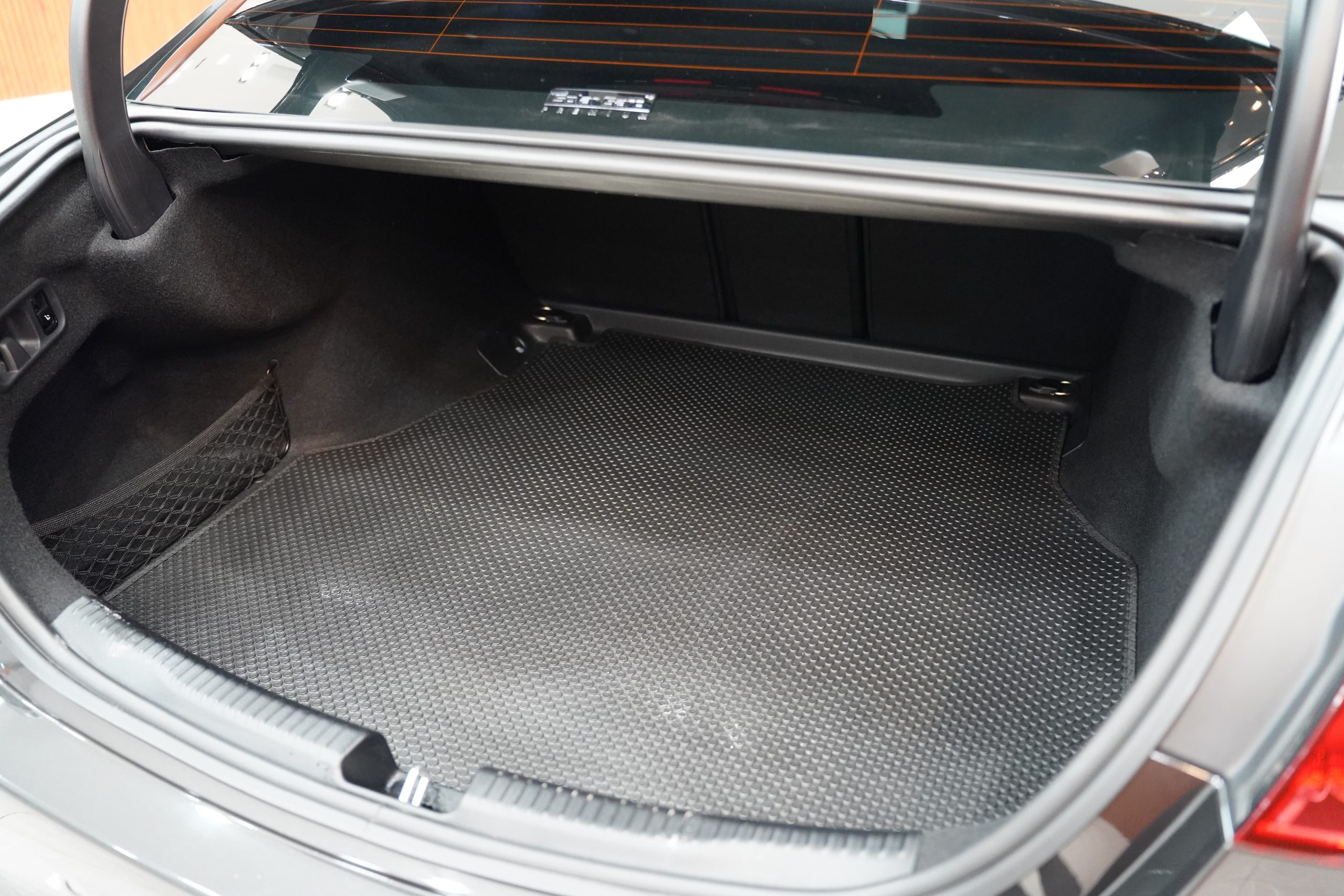 2023 Mercedes-Benz C220 2.0 W206 (ปี 22-30) d Avantgarde Sedan - Image 10