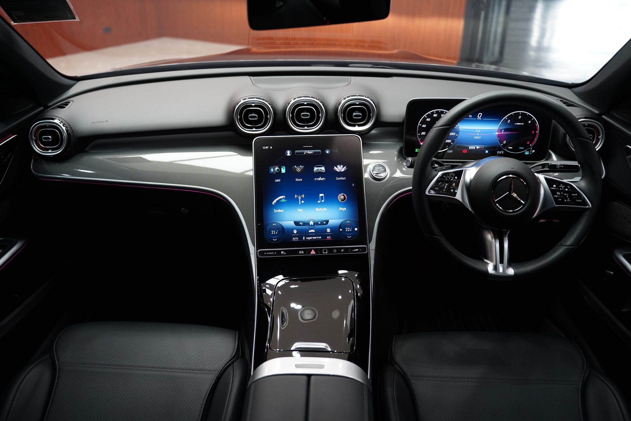 2023 Mercedes-Benz C220 2.0 W206 (ปี 22-30) d Avantgarde Sedan - Image 19