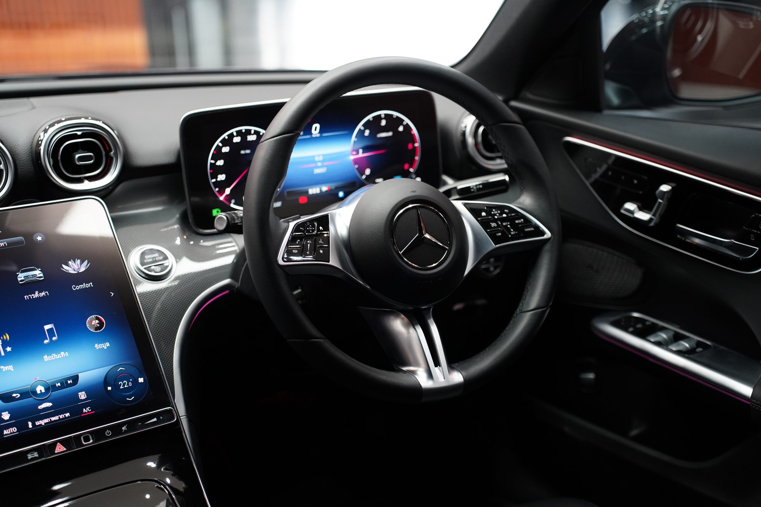 2023 Mercedes-Benz C220 2.0 W206 (ปี 22-30) d Avantgarde Sedan - Image 20