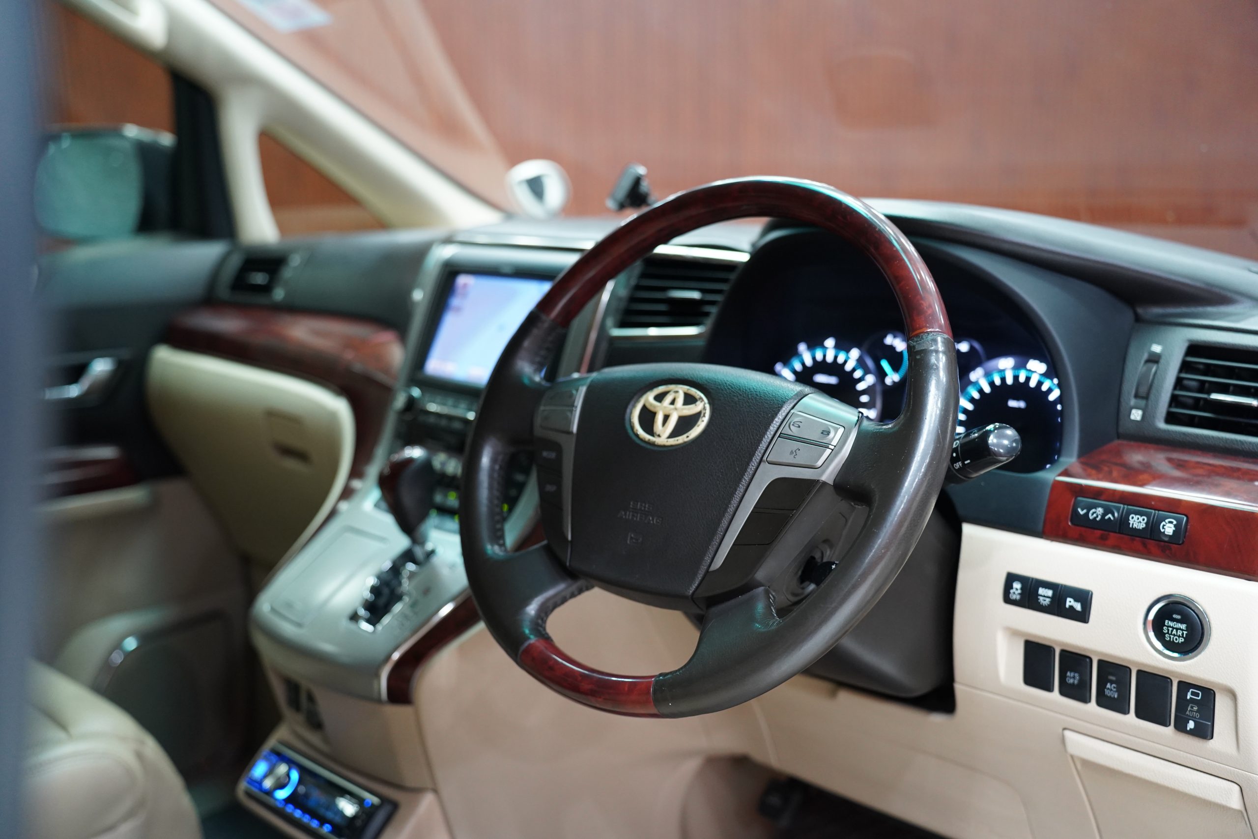 2009 Toyota VELLFIRE 3.5 (ปี 08-14) V Van - Image 12